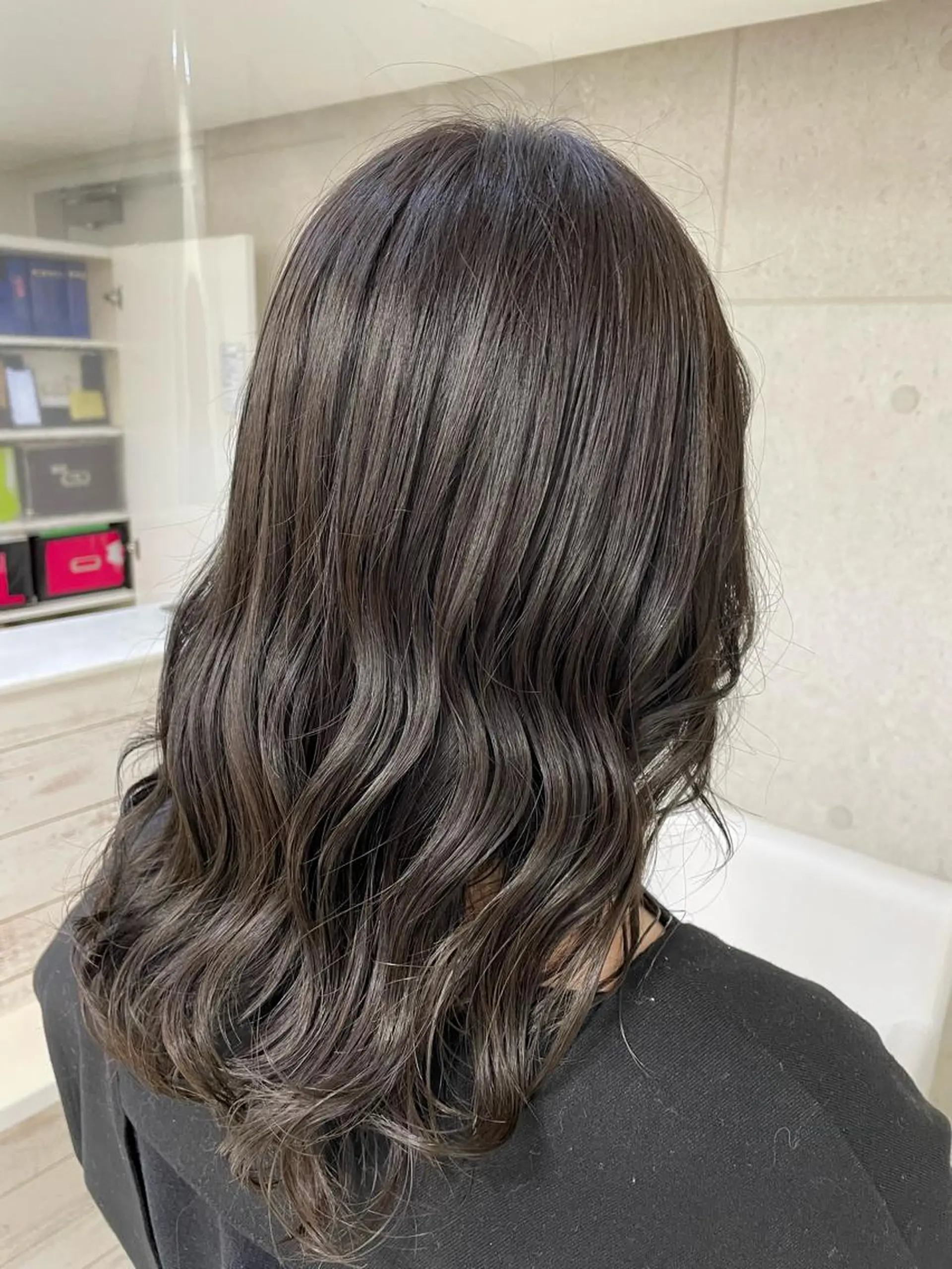 ミディアム カラー 簡単スタイリングヘア 💫ﾖｺﾊｼのヘアスタイル