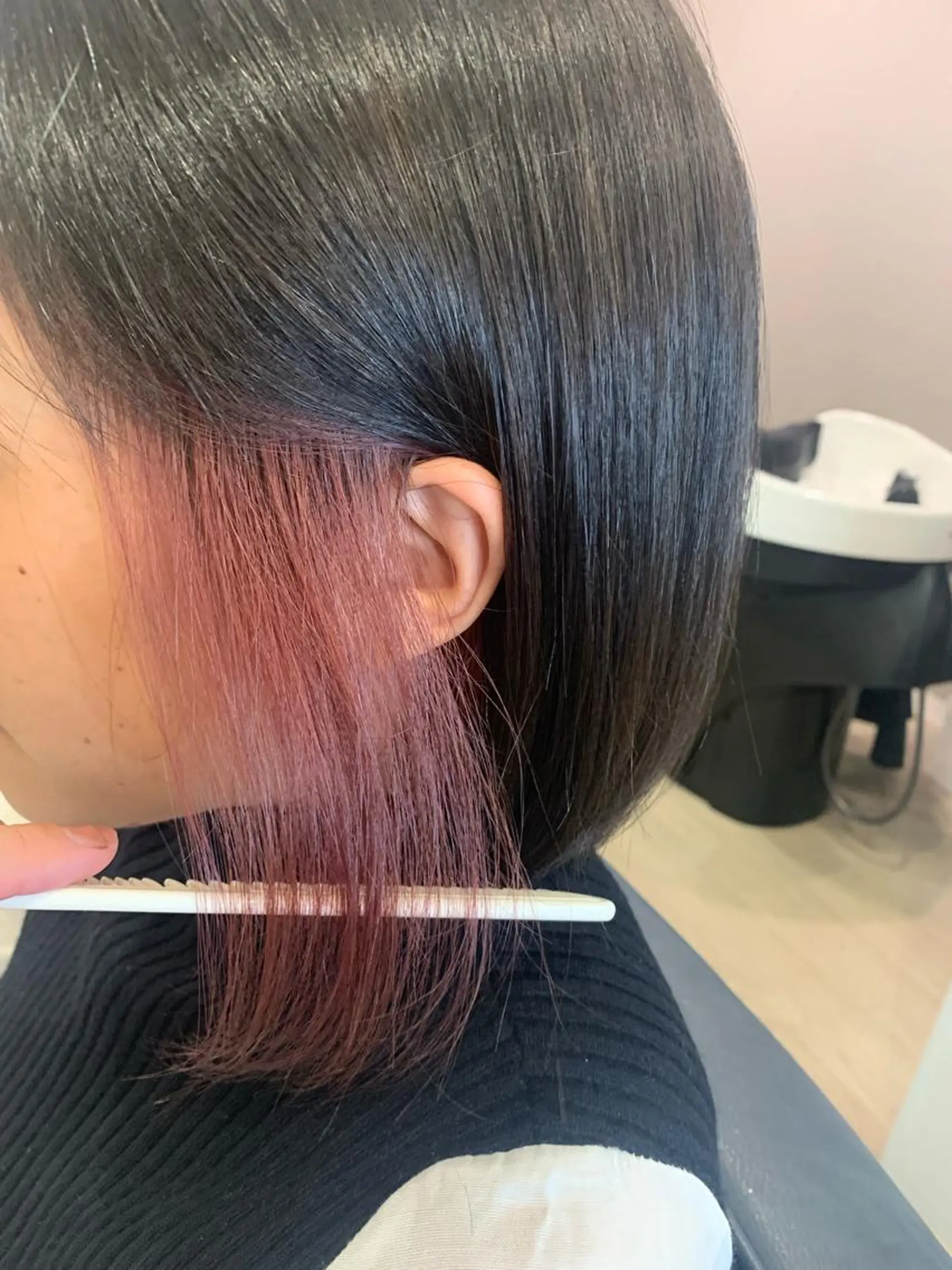 カラー イヤリングカラー ピンクカラー ヘアカラー トリートメント hair & spa Nalu所属・hair & spa Naluのヘアスタイル