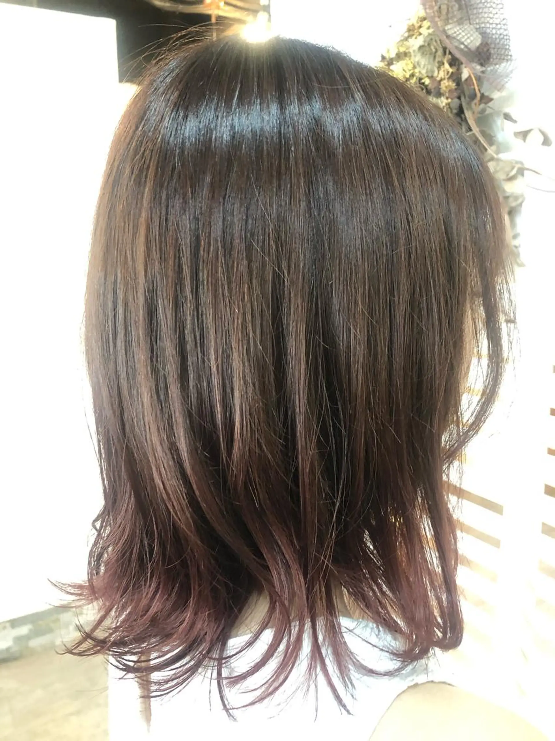 ミディアム カラー 髪質改善&ブリーチ 伊勢 祐一郎のヘアスタイル