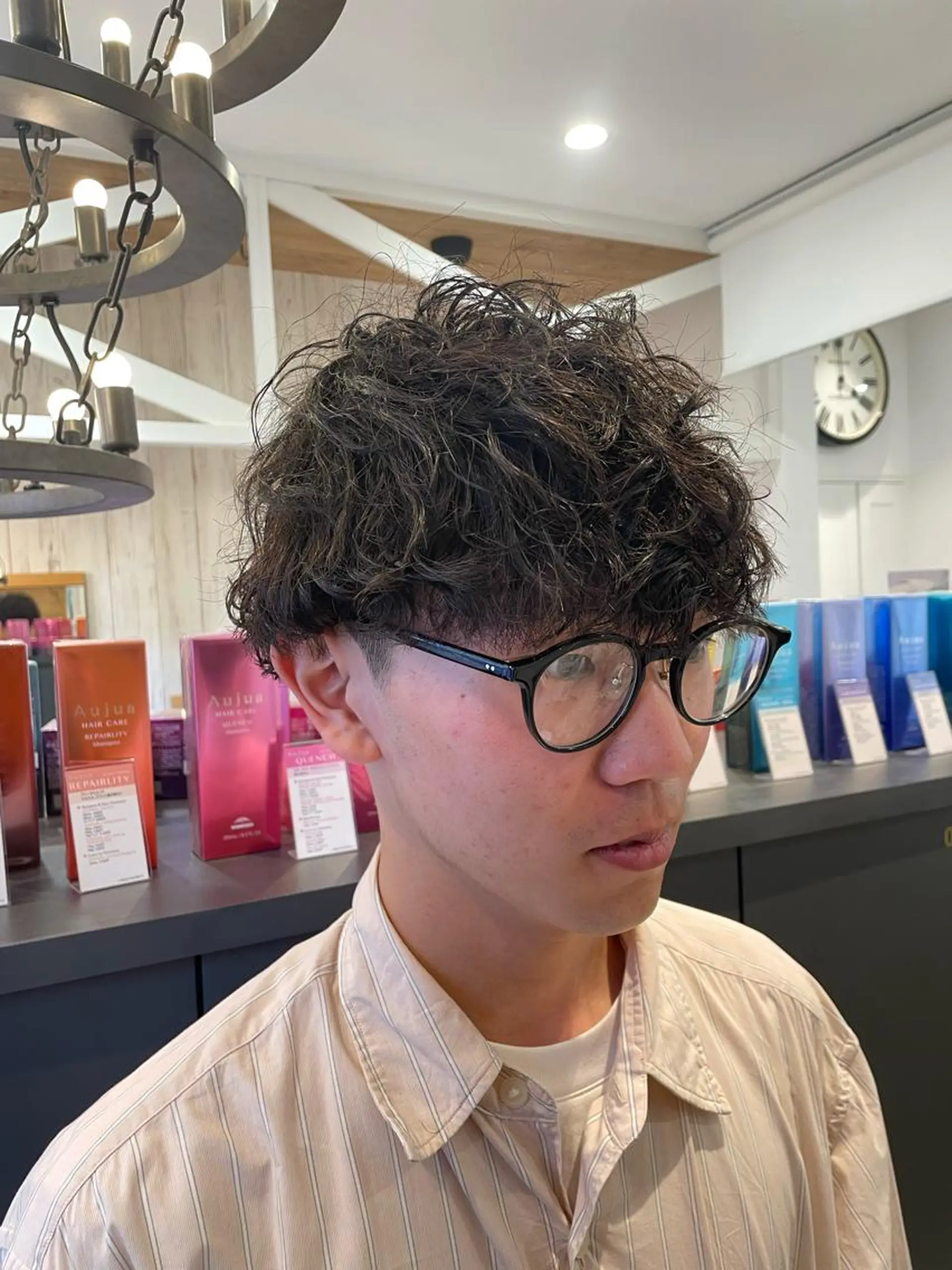 ショート パーマ メンズ カット パーマ 鈴村 大介のヘアスタイル