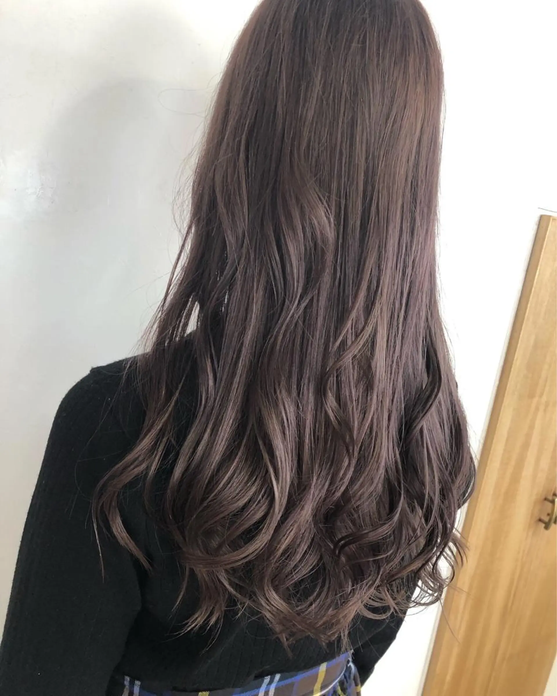 カラー ヘアカラー 伊藤 かなのヘアスタイル