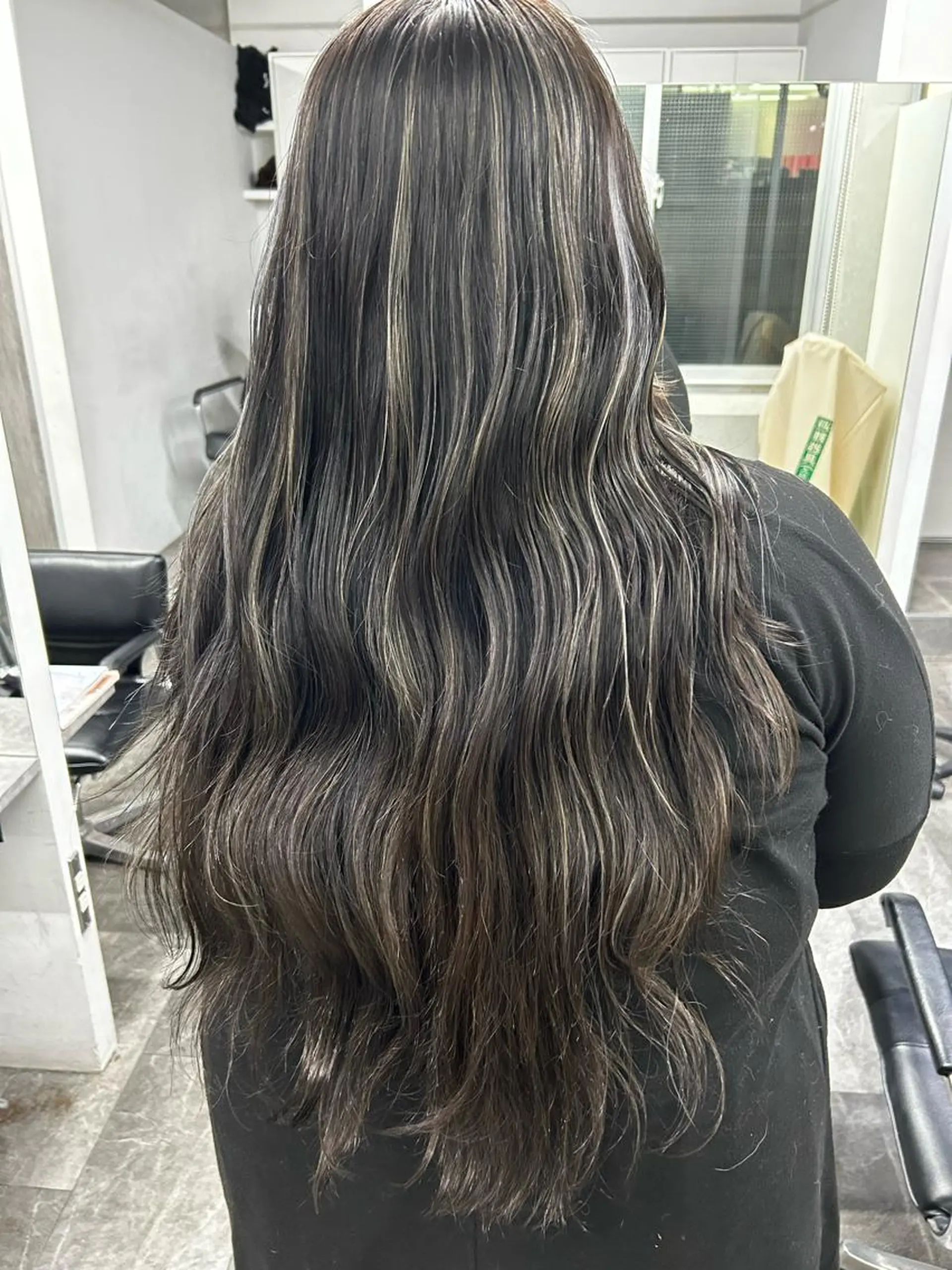 ロング カラー 🫧うる艶color 🩵綾🌙のヘアスタイル