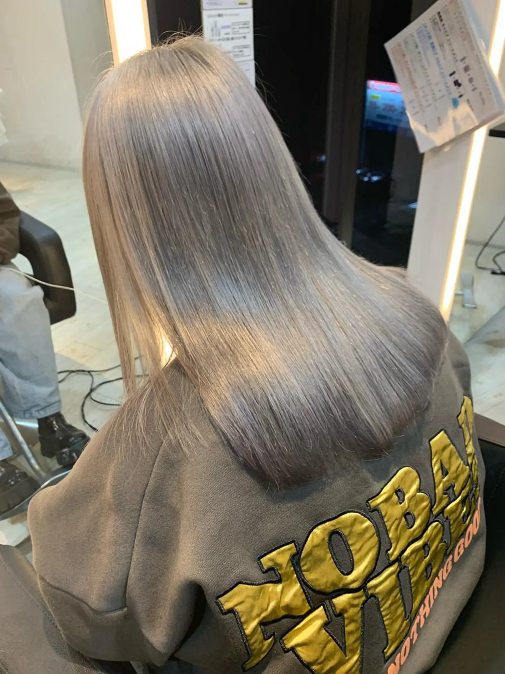 ロング カラー シルバー カット ヘアカラー トリートメント 鈴木直之/ハイトーン /ボブ/美髪矯正のヘアスタイル