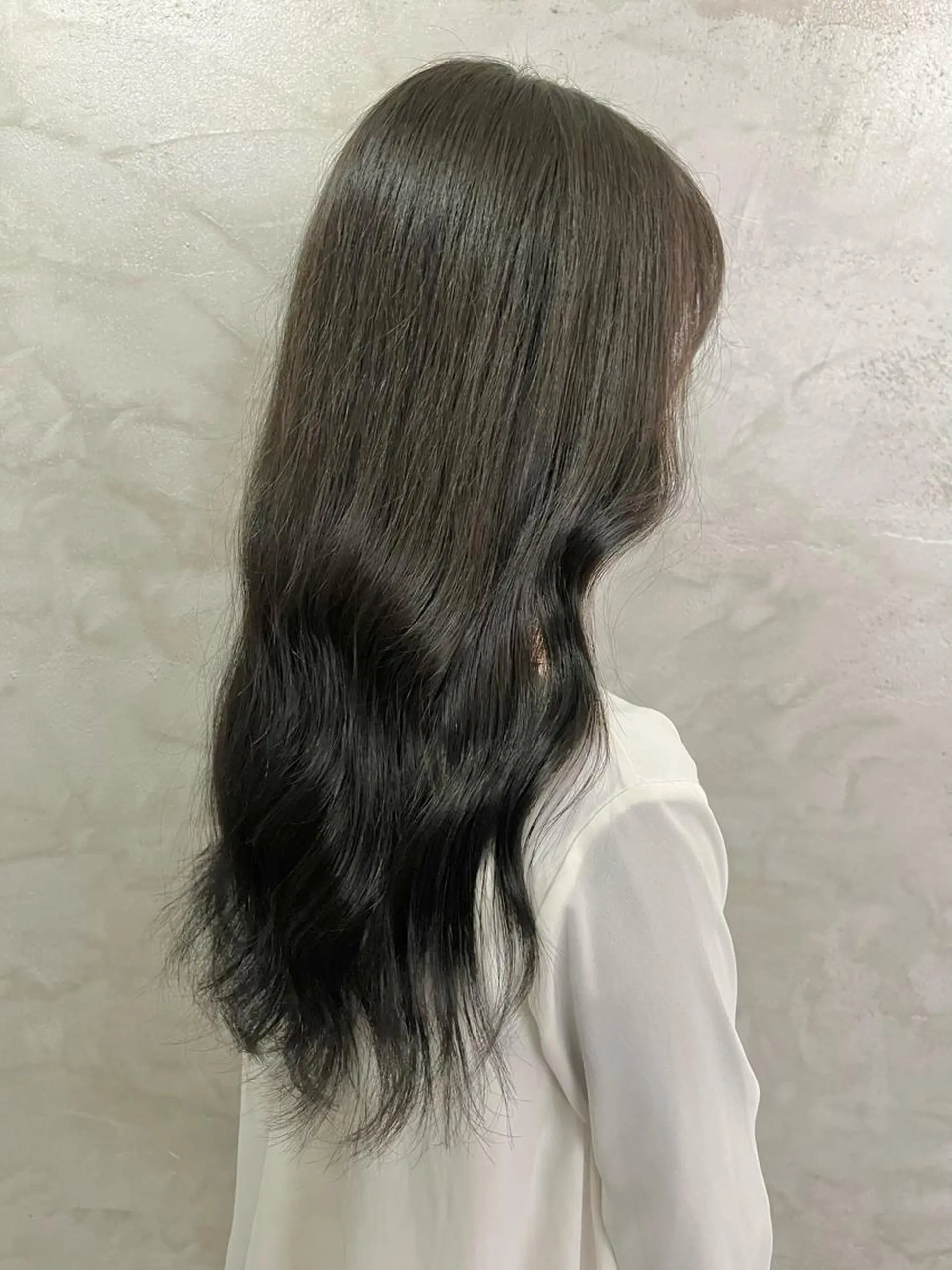 ロング カラー オリーブカラー ヘアカラー FUJINO RYOのヘアスタイル