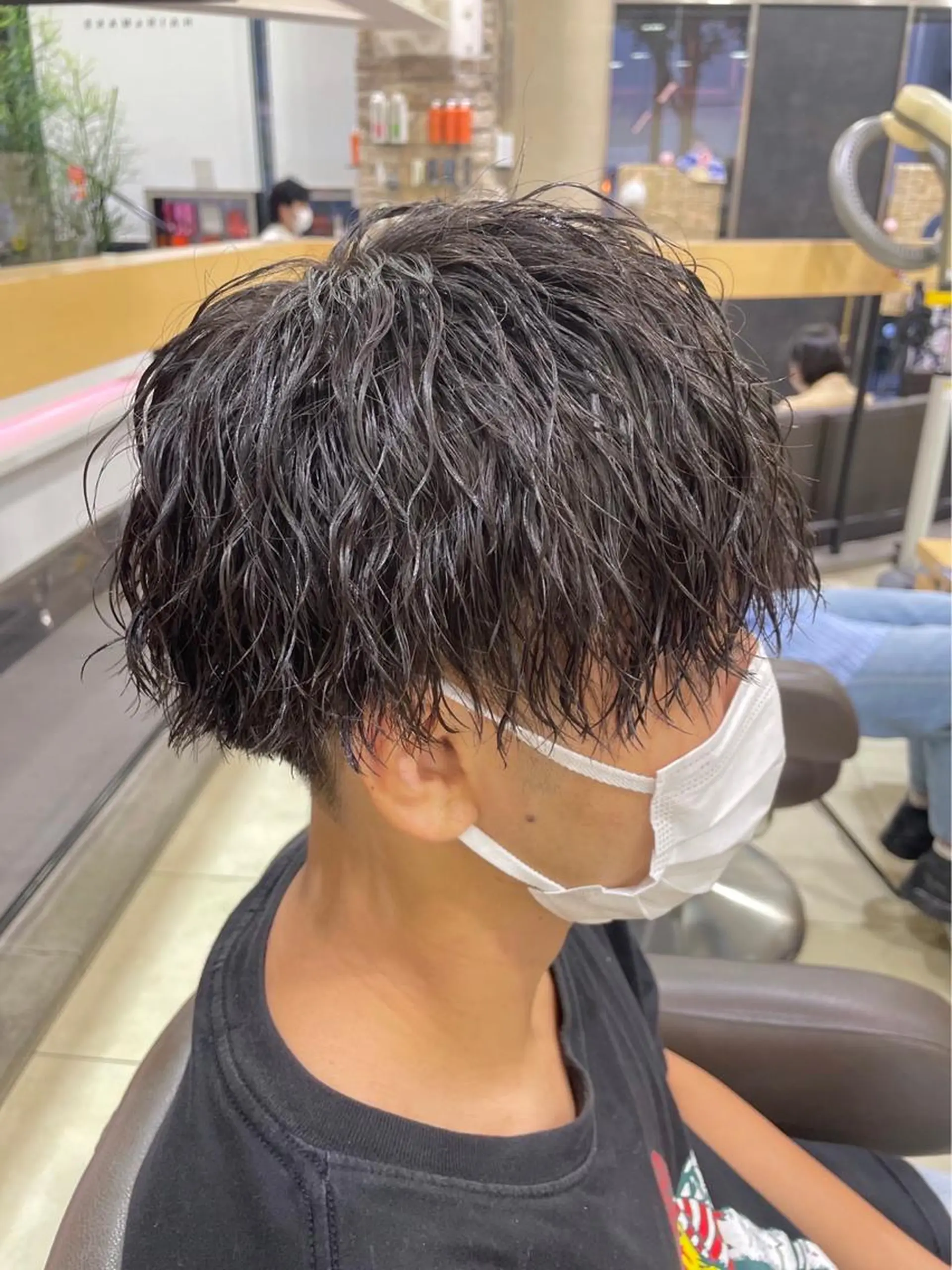 パーマ メンズ ウルフ/センタ- パート【ナナミ】のヘアスタイル