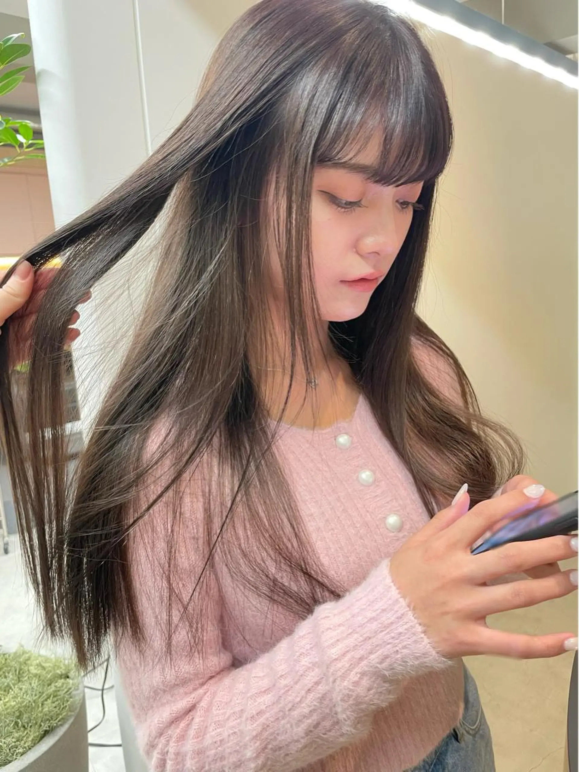 カラー ベージュカラー オリーブベージュ 若月 あやかのヘアスタイル