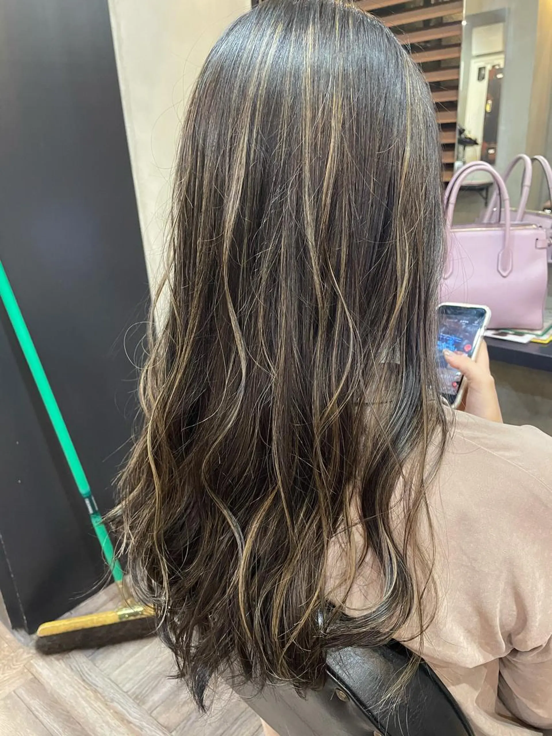 ロング カラー カット ヘアカラー トリートメント La fith 店長 城谷颯人のヘアスタイル