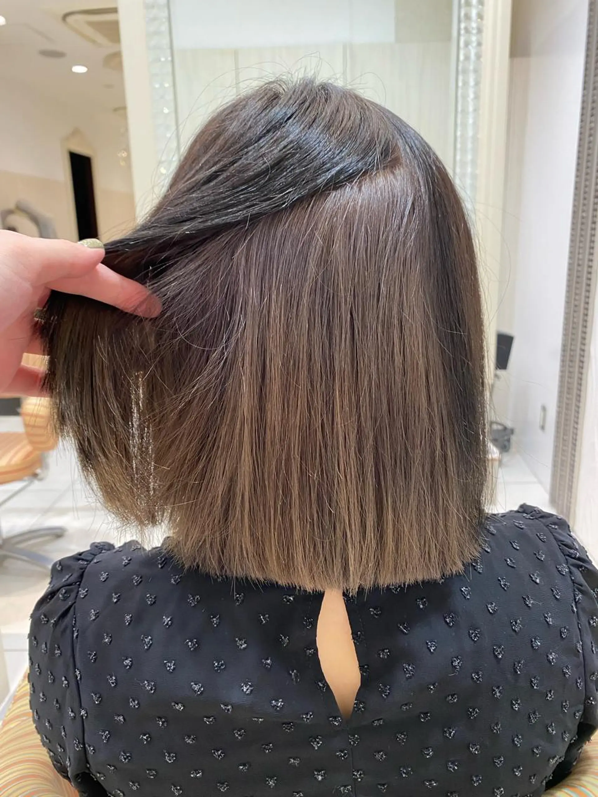 ミディアム カラー 🥀暖色韓国ヘア💕 保科侑花のヘアスタイル