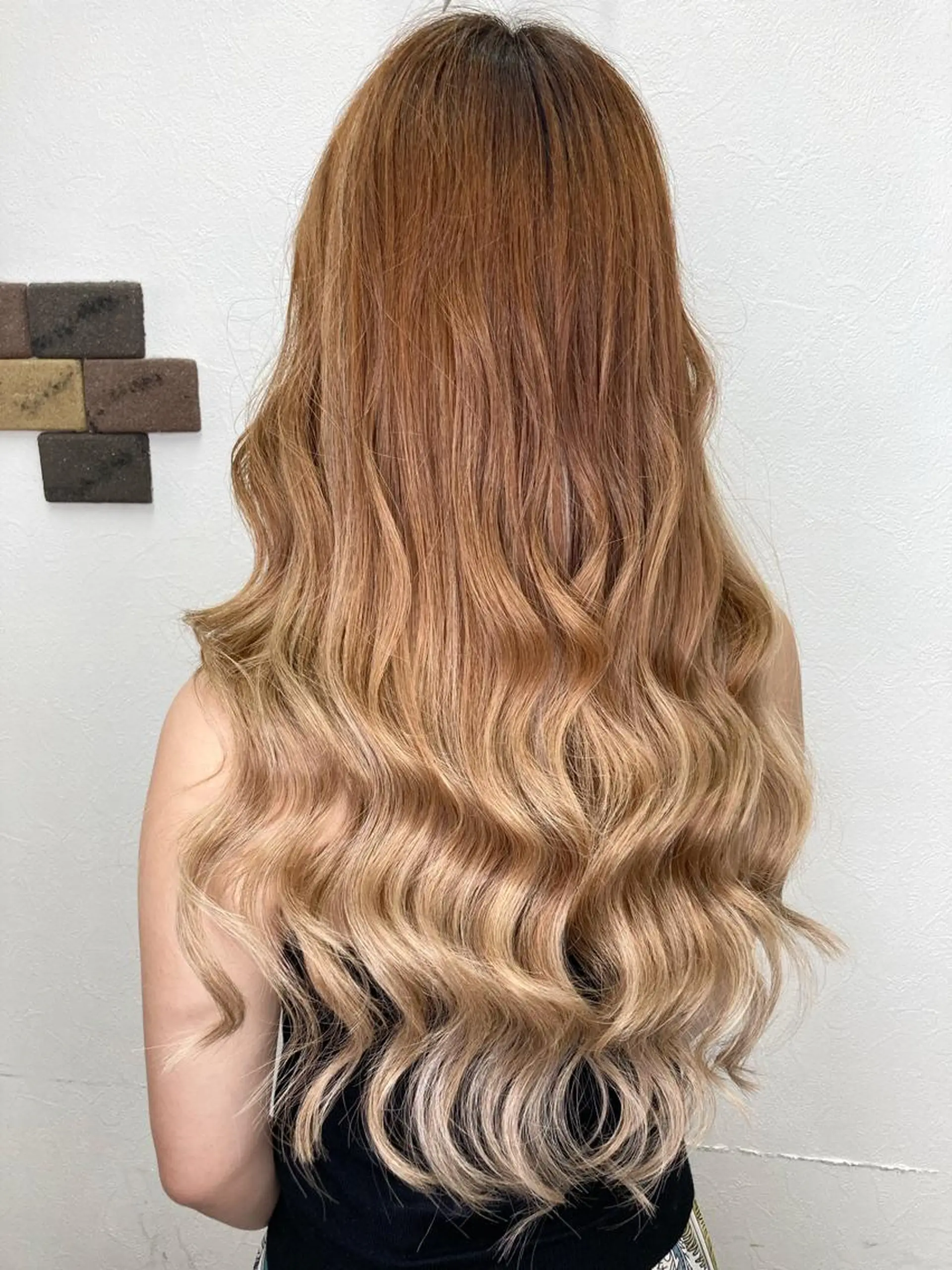 ロング カラー ベージュカラー ミルクティーベージュ ヘアカラー エクステ 池袋🧡ダブルカラー /馴染ませエクステのヘアスタイル