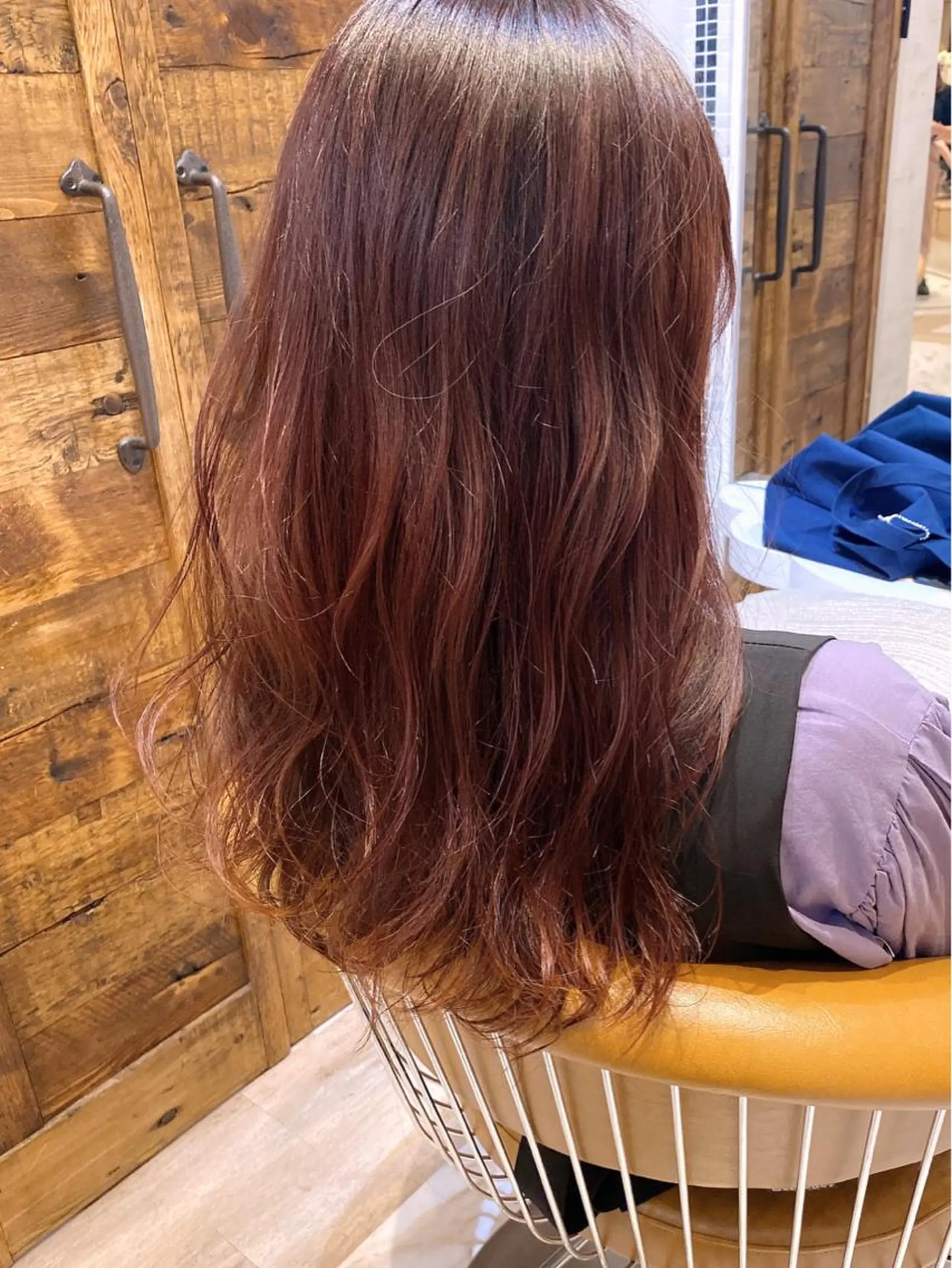 ミディアム カラー ブリーチ ブリーチなしカラー ピンクカラー ローズカラー カット ヘアカラー トリートメント ツヤ髪になりたい方へ 🩷柴田知亜希のヘアスタイル