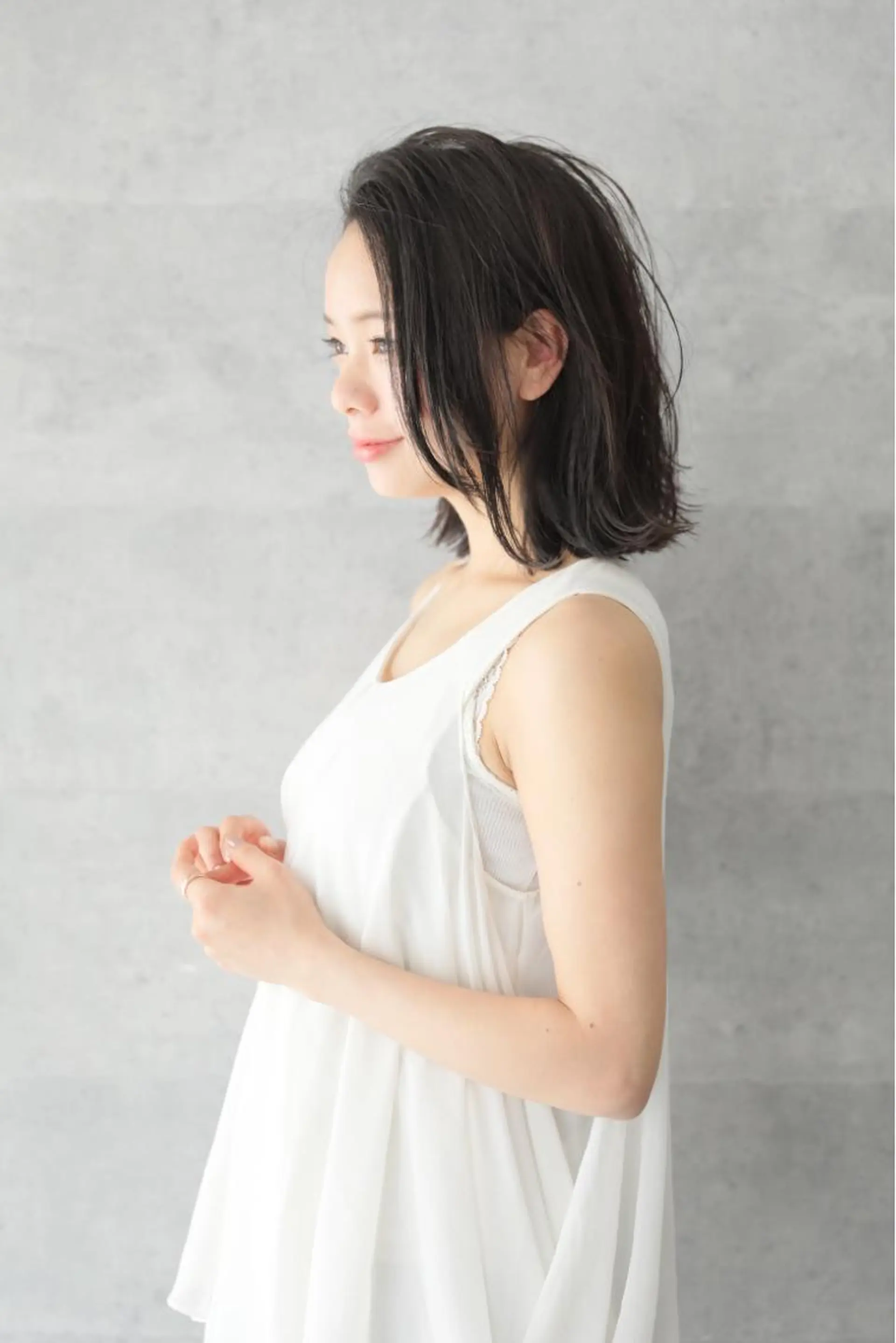 ミディアム 🎗️comoda 神戸三宮 髪質改善のヘアスタイル