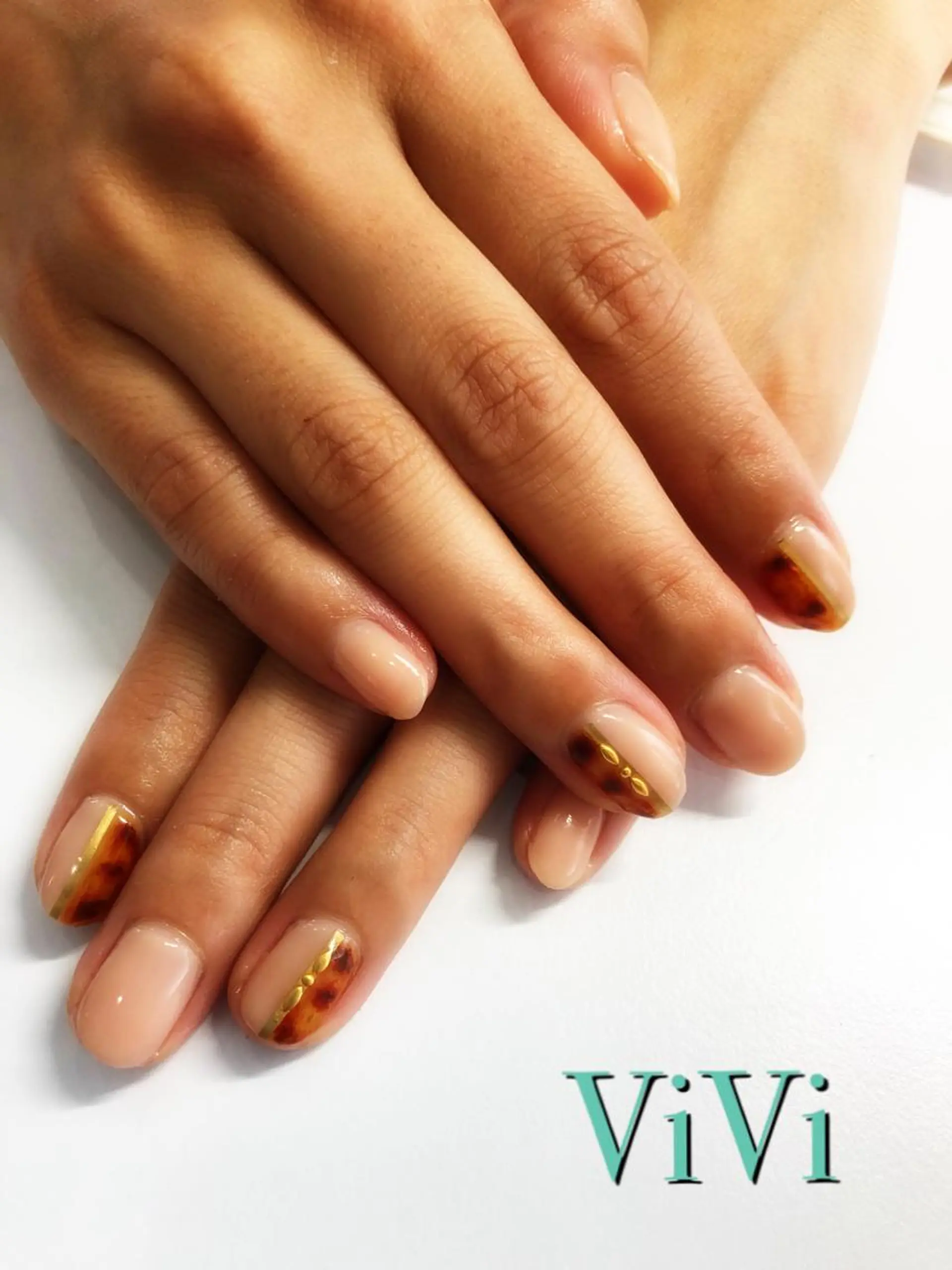 ネイル ハンドネイル nailsalon ViViのネイルデザイン