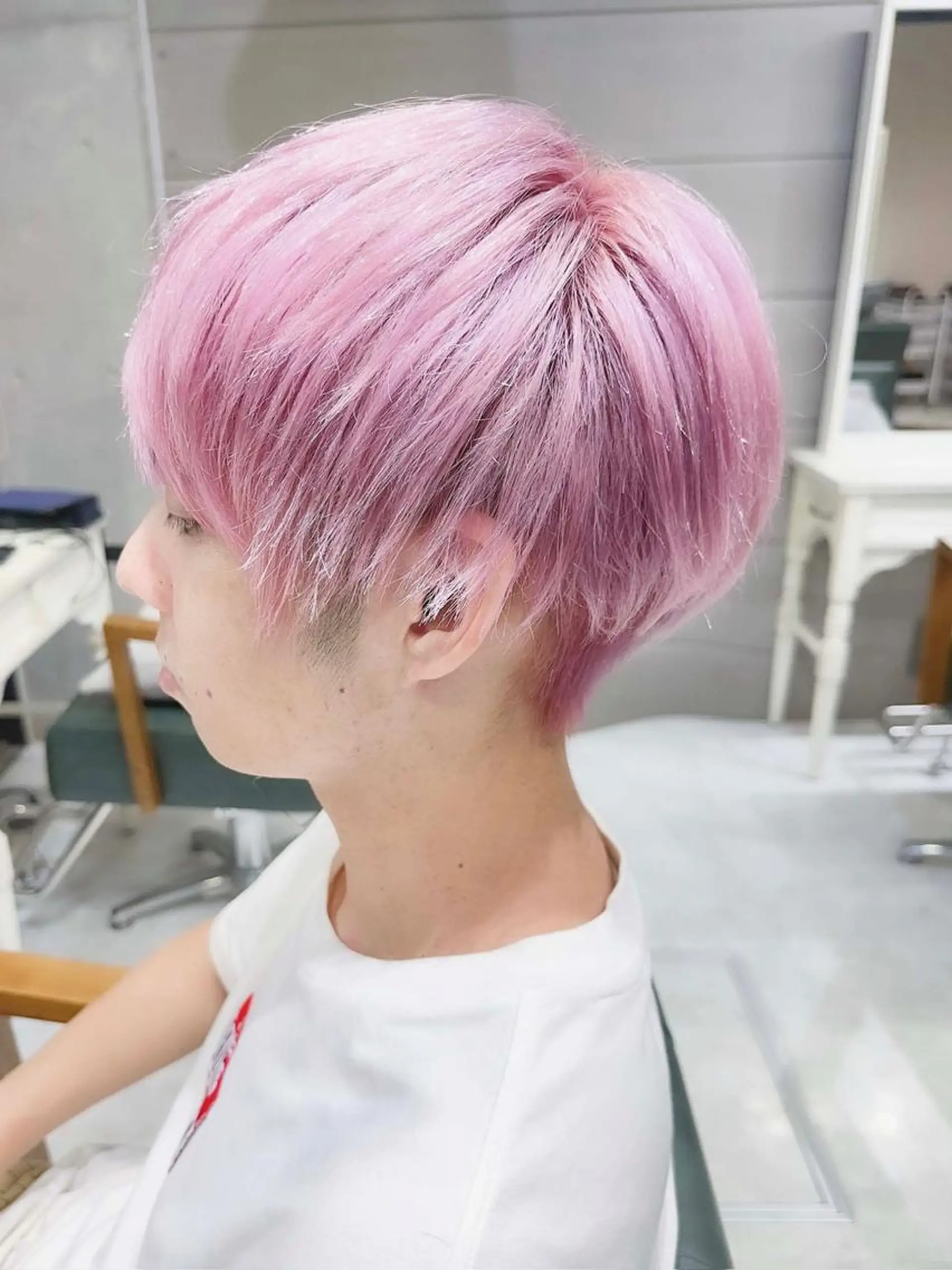 ショート カラー ヘアアレンジ メンズ メンズブリーチ メンズ韓国風 韓国マッシュ マッシュ ツーブロック 𝐑𝐈𝐍𝐊𝐀 🐷🖤のヘアスタイル