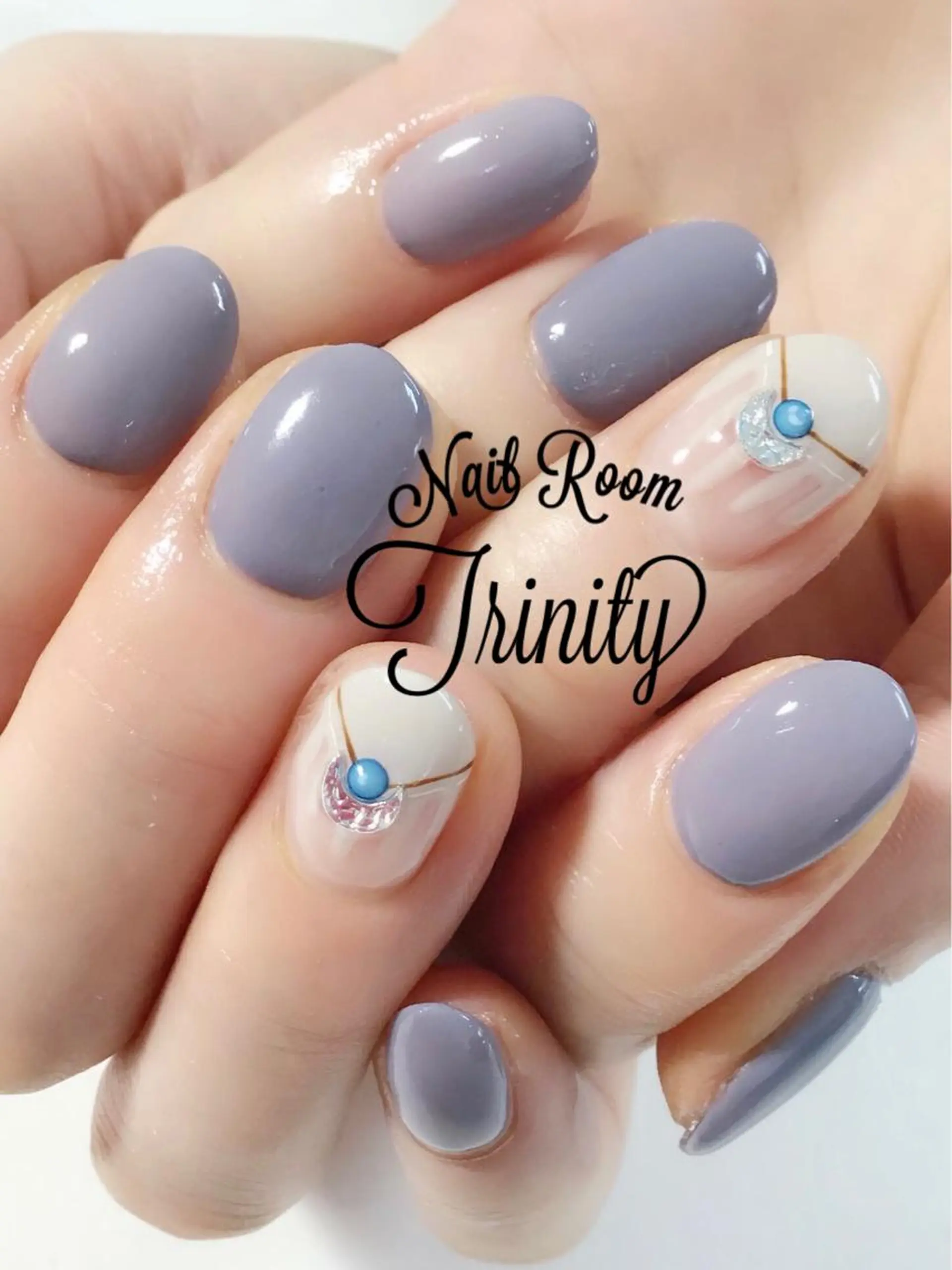 ネイル ハンドネイル Trinity ネイリストスタッフのネイルデザイン