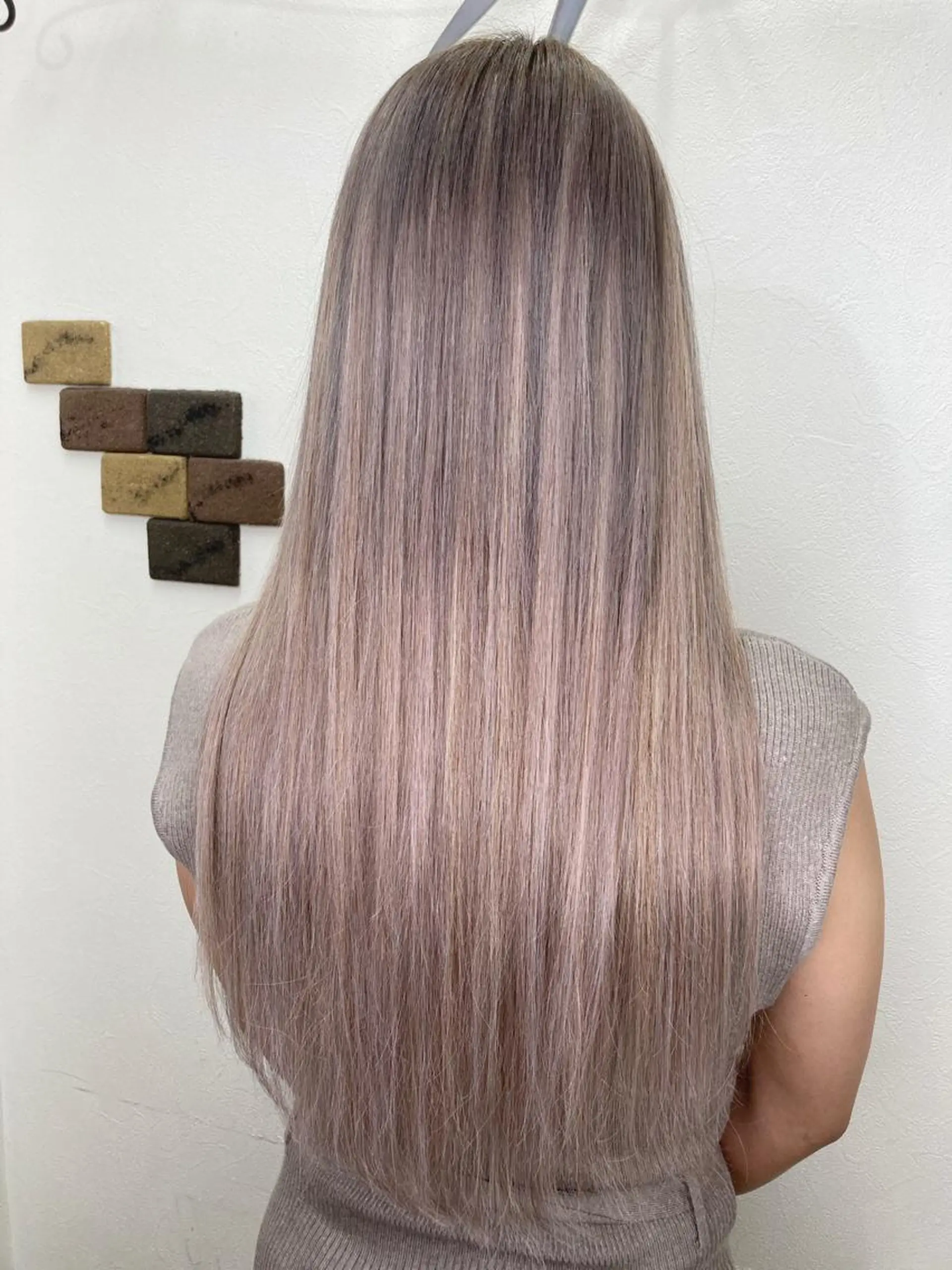 ロング カラー アッシュ グレージュ ヘアカラー トリートメント エクステ KEISUKE/ 池袋✨エクステのヘアスタイル