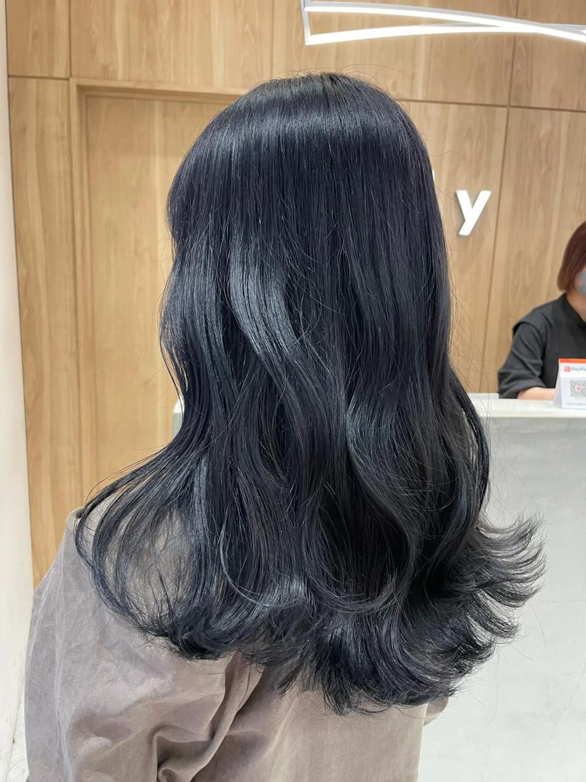 ミディアム カラー ブルーカラー ネイビーカラー ヘアカラー トリートメント 半個室女性salon 🩰Natsumiのヘアスタイル