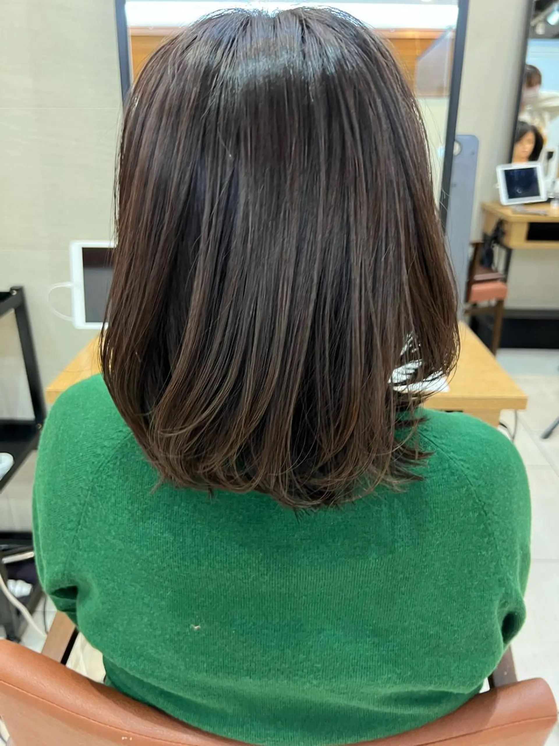 ミディアム カラー ヘアカラー トリートメント メンズカット曲がる 縮毛矯正佐々木タクマのヘアスタイル
