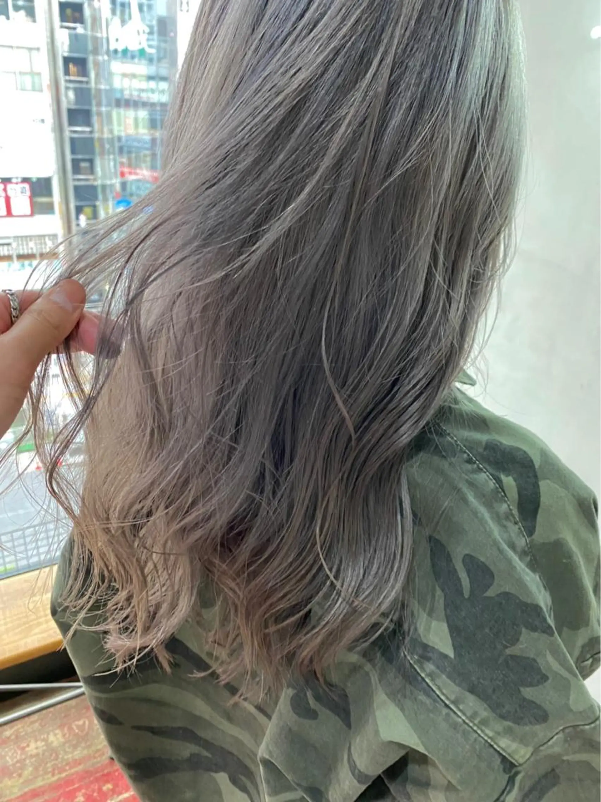 ロング カラー パーマ ヘアアレンジ メンズ キッズ ネイル マツエク・マツパ メンズブリーチ ブリーチ グレージュ 🌸グレージュ/ 艶髪🌸yutaのヘアスタイル