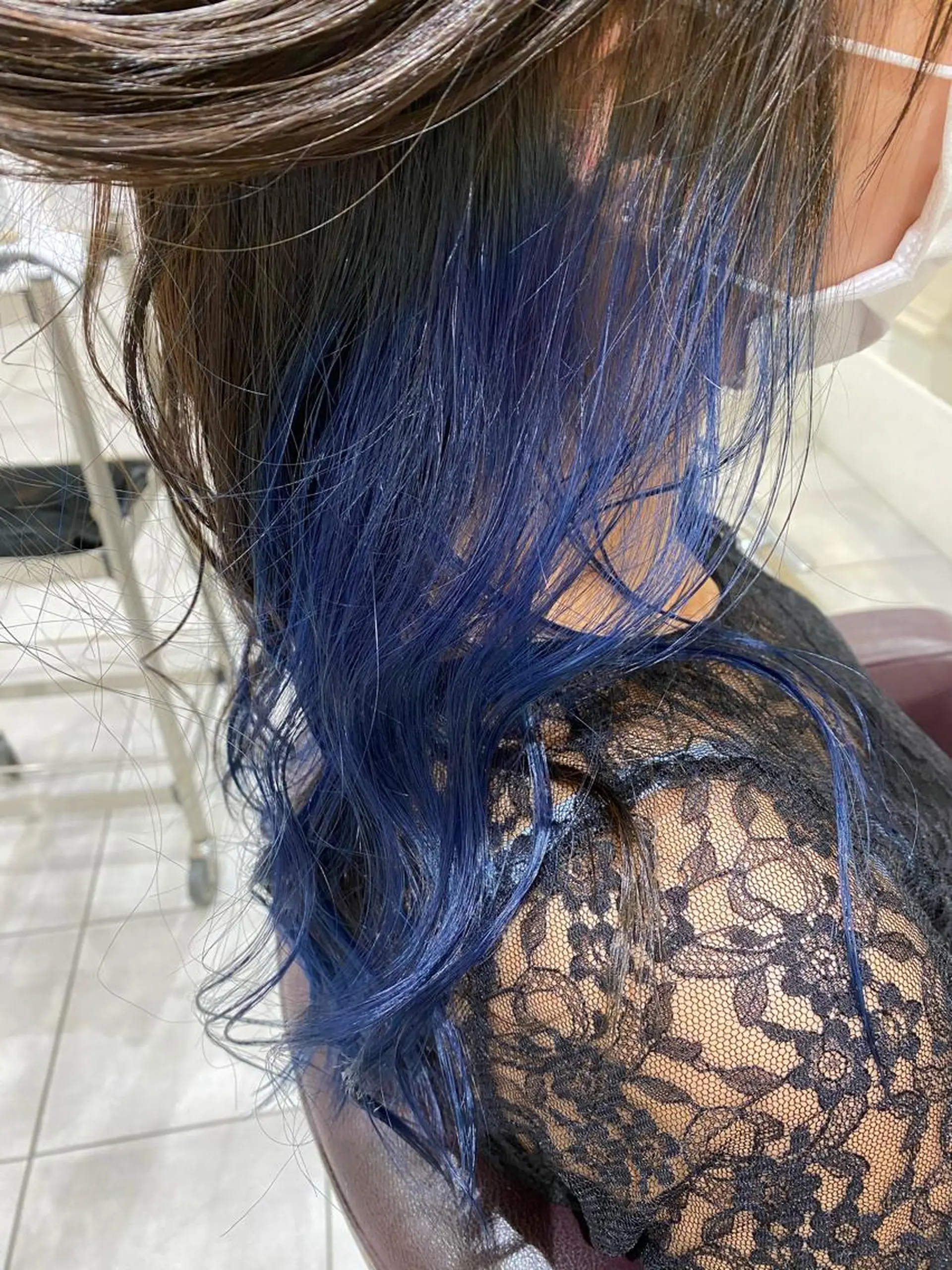 ミディアム アッシュ カット ヘアカラー 暗髪透明感カラー/ インナー/小島良太のヘアスタイル