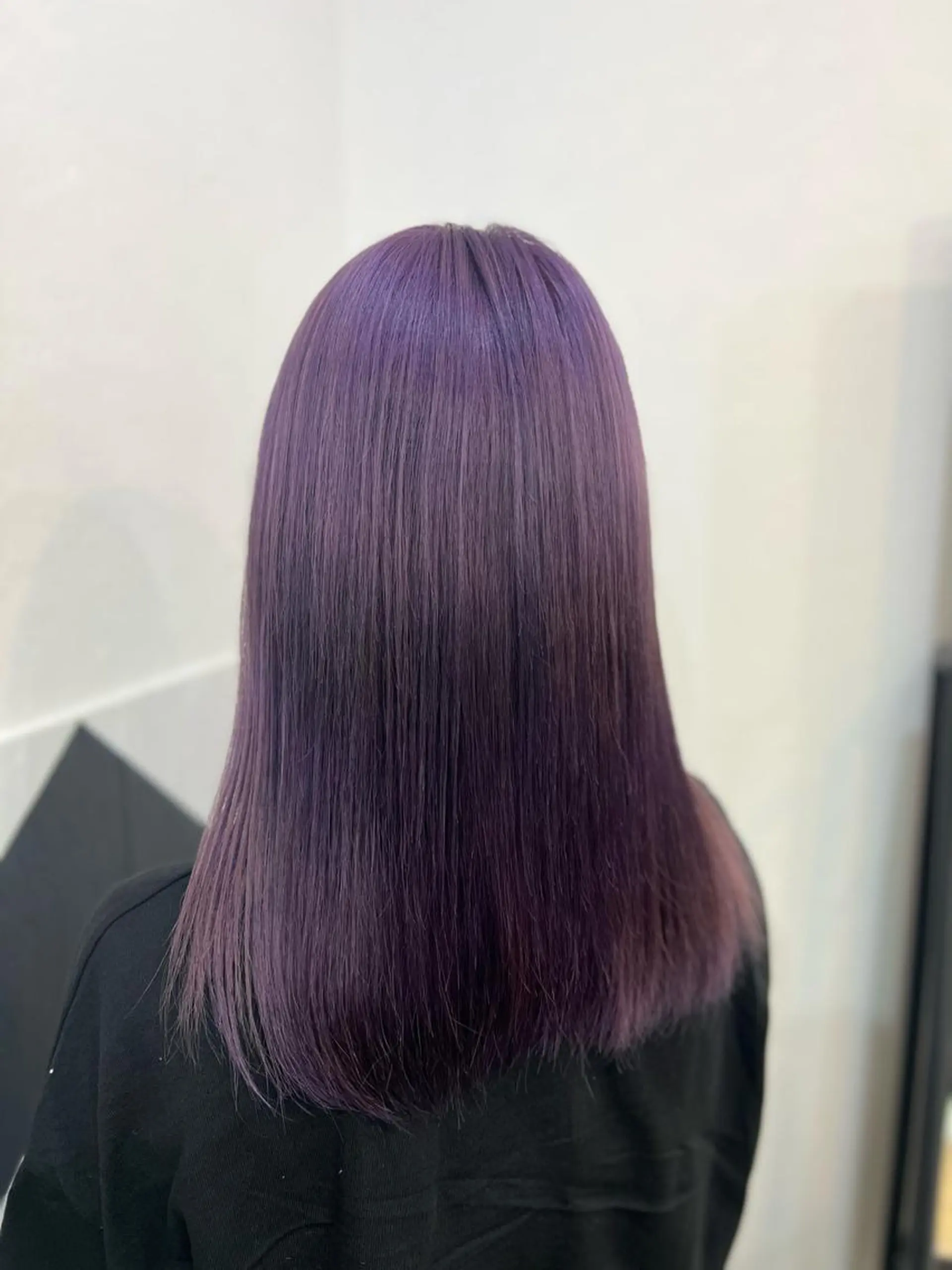 セミロング カラー シールエクステ アディクシーカラー アッシュ バレイヤージュ ミストバング ヘアカラー ＤＥＳＴ所属・吉野 瑳桜のヘアスタイル