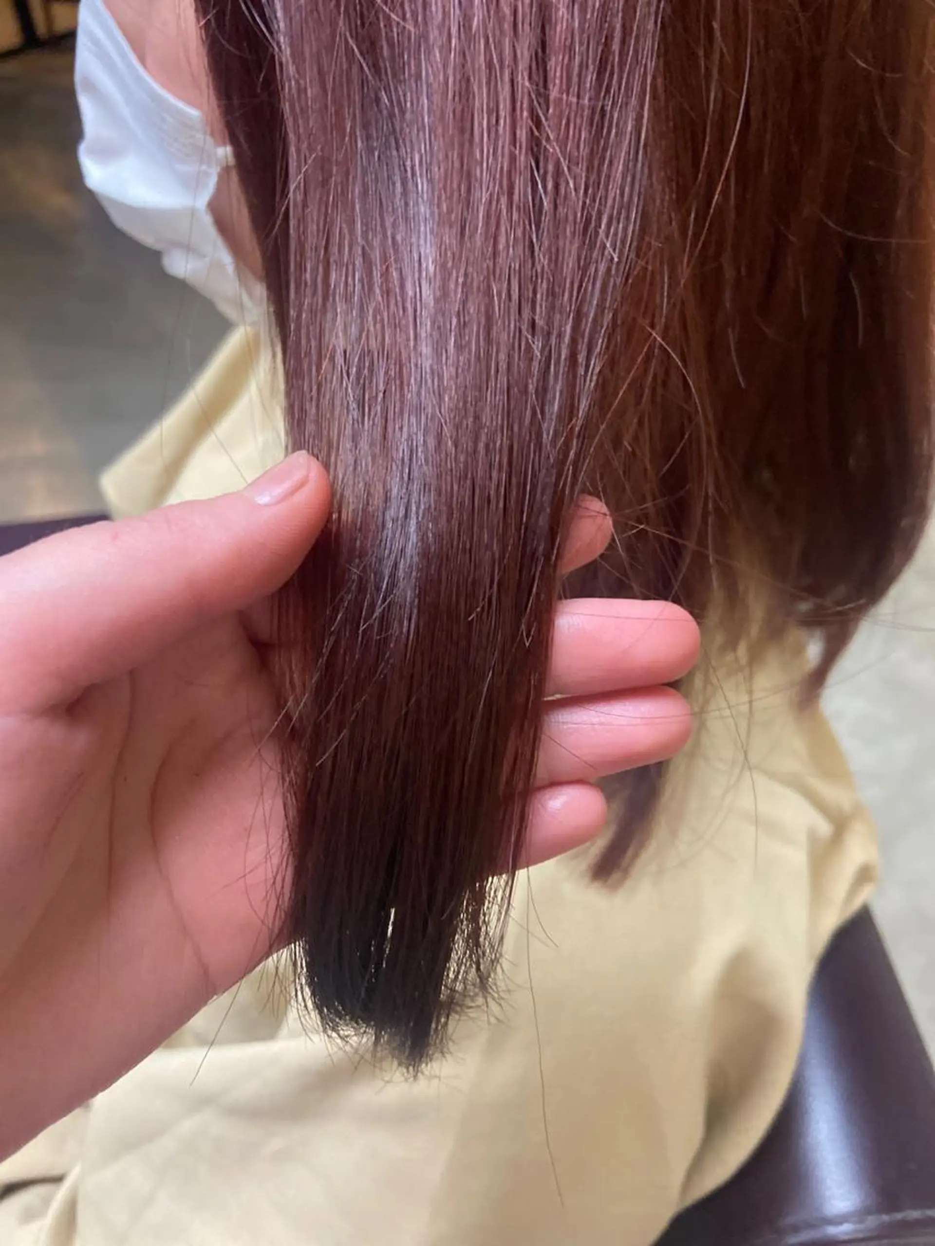 セミロング ピンクブラウン ヘアカラー 千上 結希奈のヘアスタイル