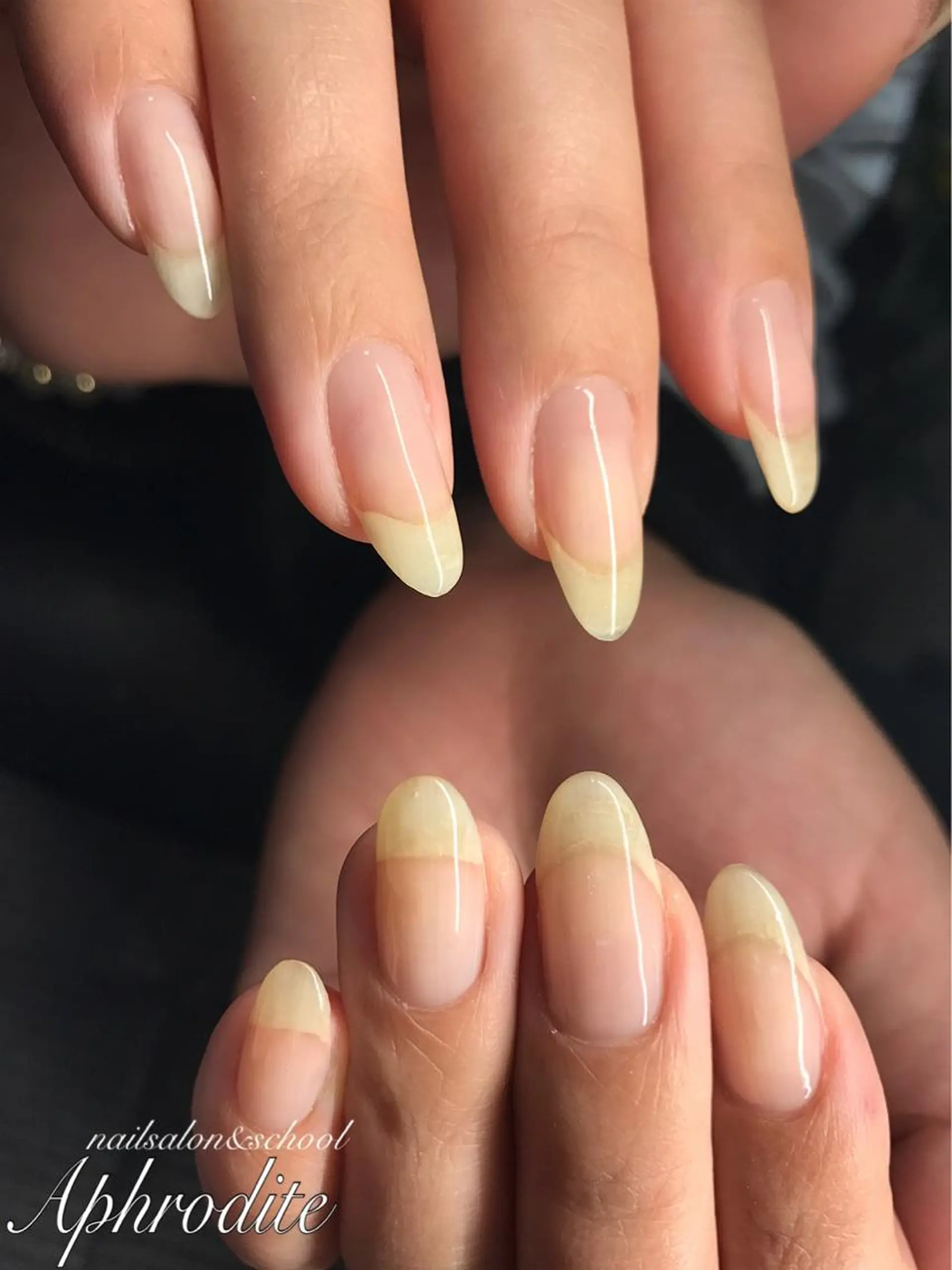 ネイル クリアネイル ジェルネイル APHRODITE Nagisaのネイルデザイン