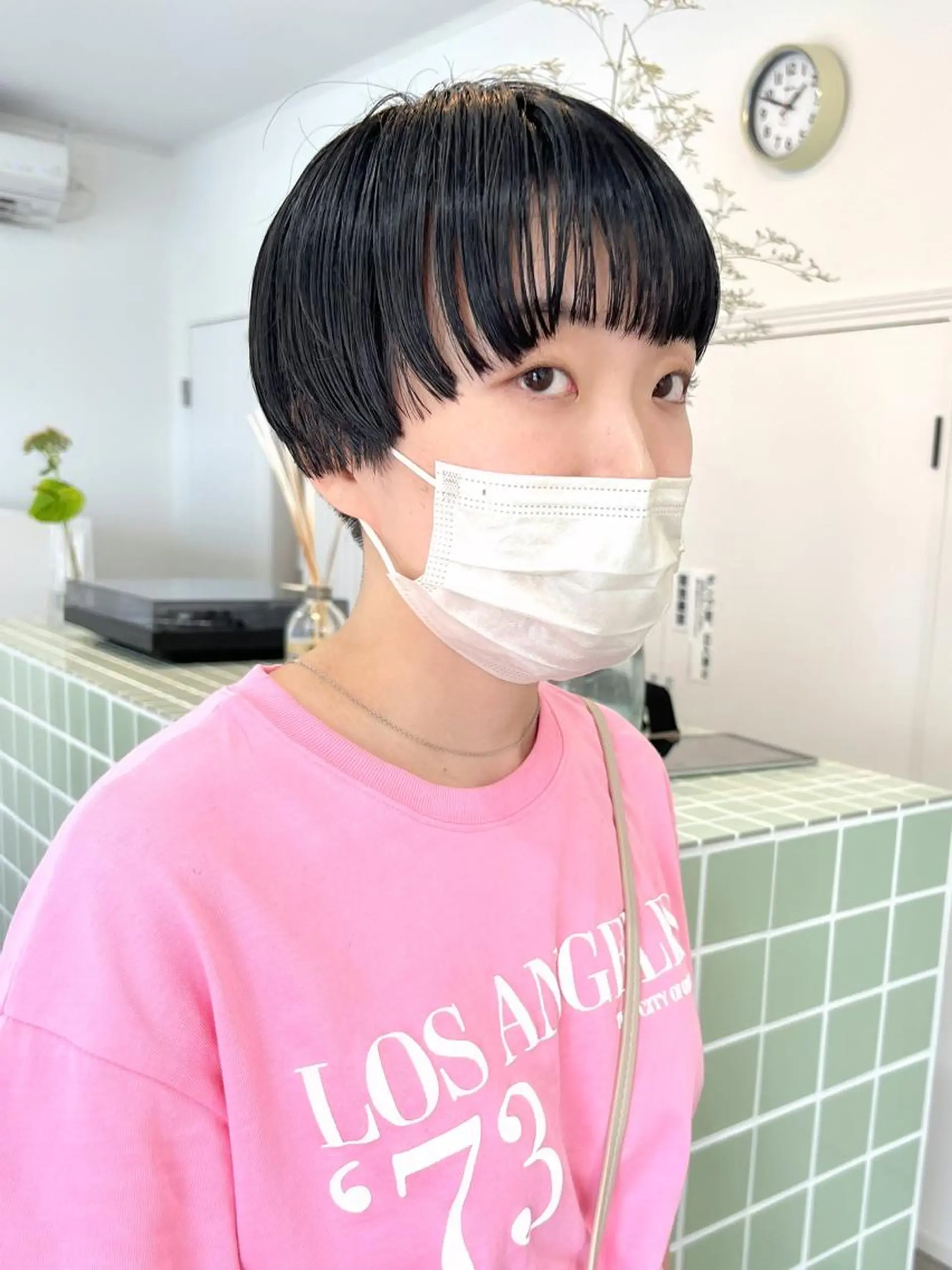 ショート 切りっぱなしボブ ショートボブ ボブ 髪質改善 韓国風ヘア カット トリートメント a moment(モーメント)所属・蔵前 デザインカット KOBAYASHIのヘアスタイル