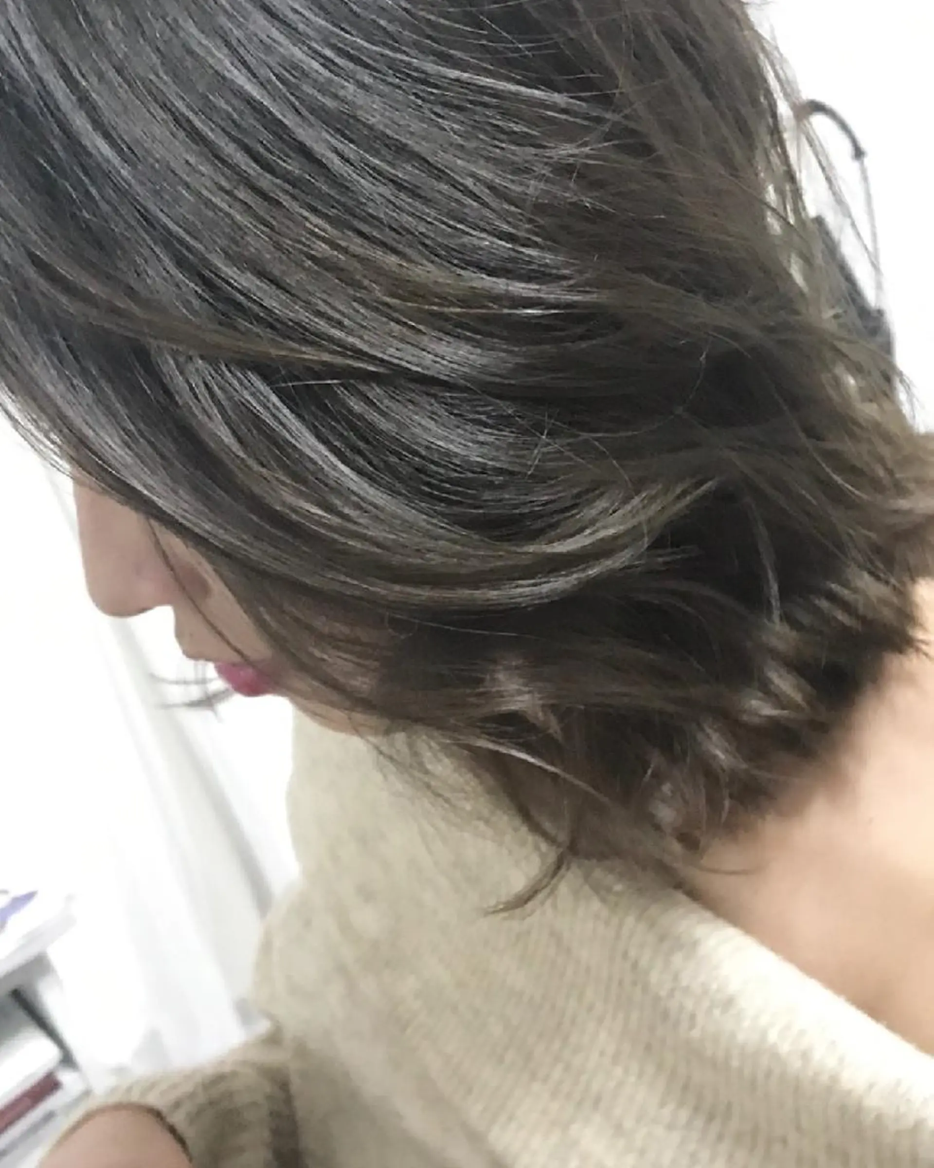 ミディアム カラー ヘアアレンジ グレージュ See by merのマツエク・マツパデザイン