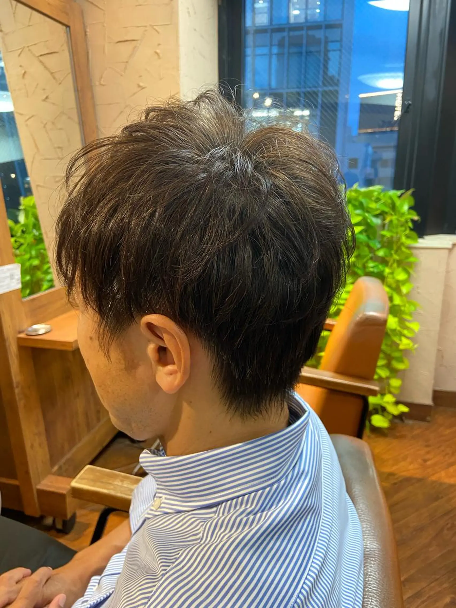 カラー パーマ メンズ メンズパーマ ツーブロック 刈り上げ カット パーマ 鈴木慎一レイヤー ／ウルフ／ショートのヘアスタイル