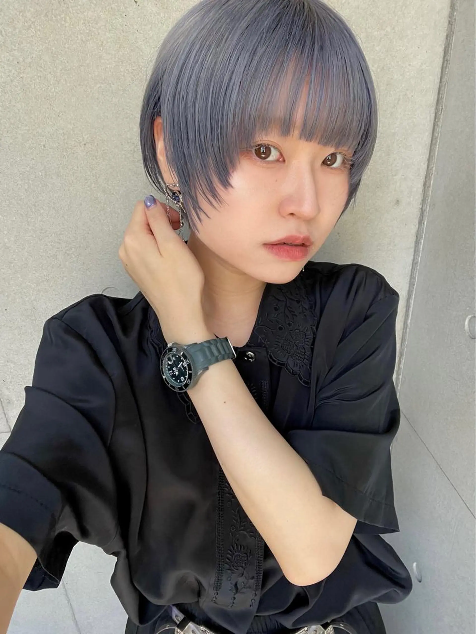 ショート カラー ブルーカラー ショート/ブリーチ mizuki🐋のヘアスタイル