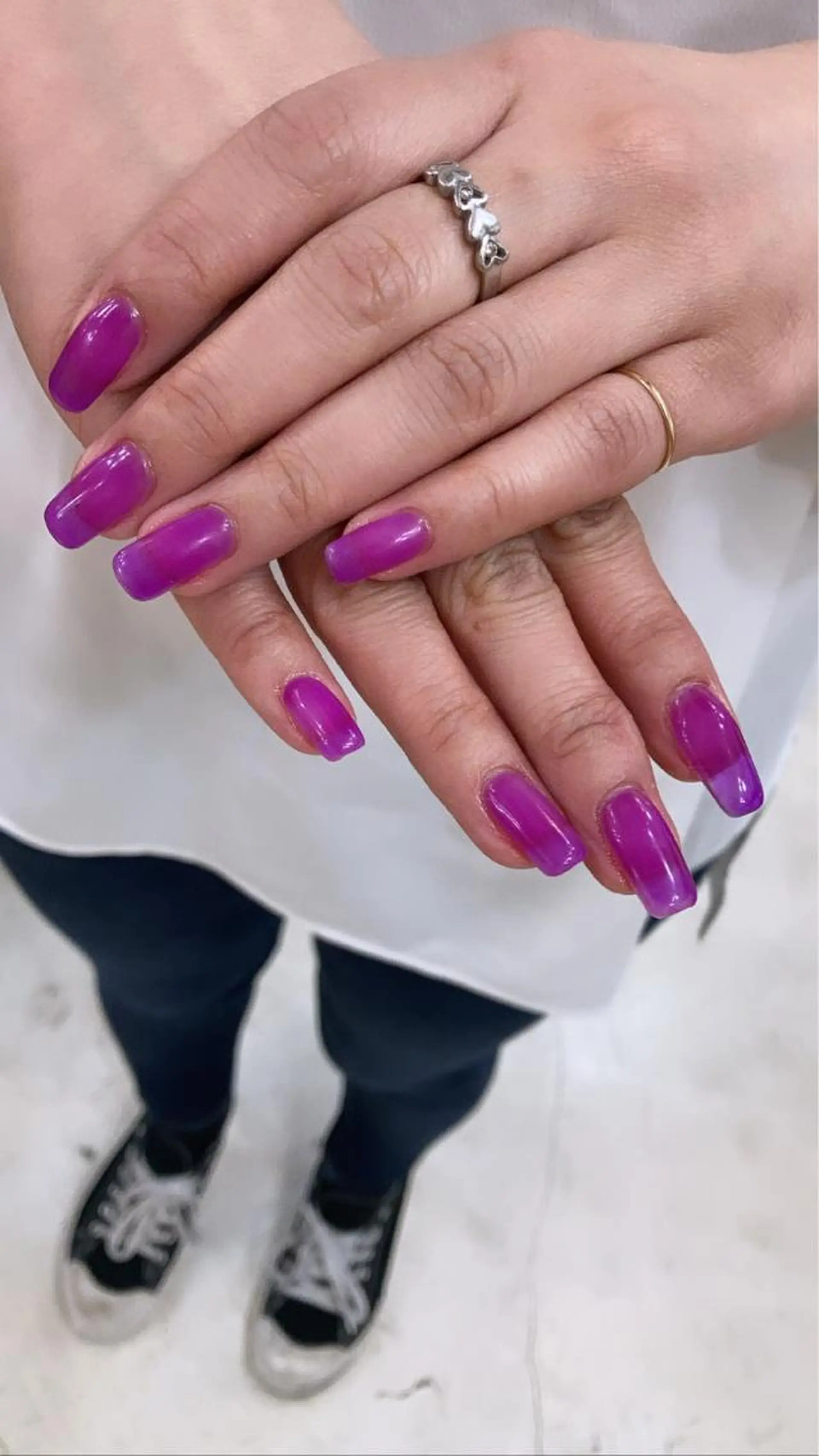 ネイル nailsalon　hue所属・小山 羽奈のネイルデザイン