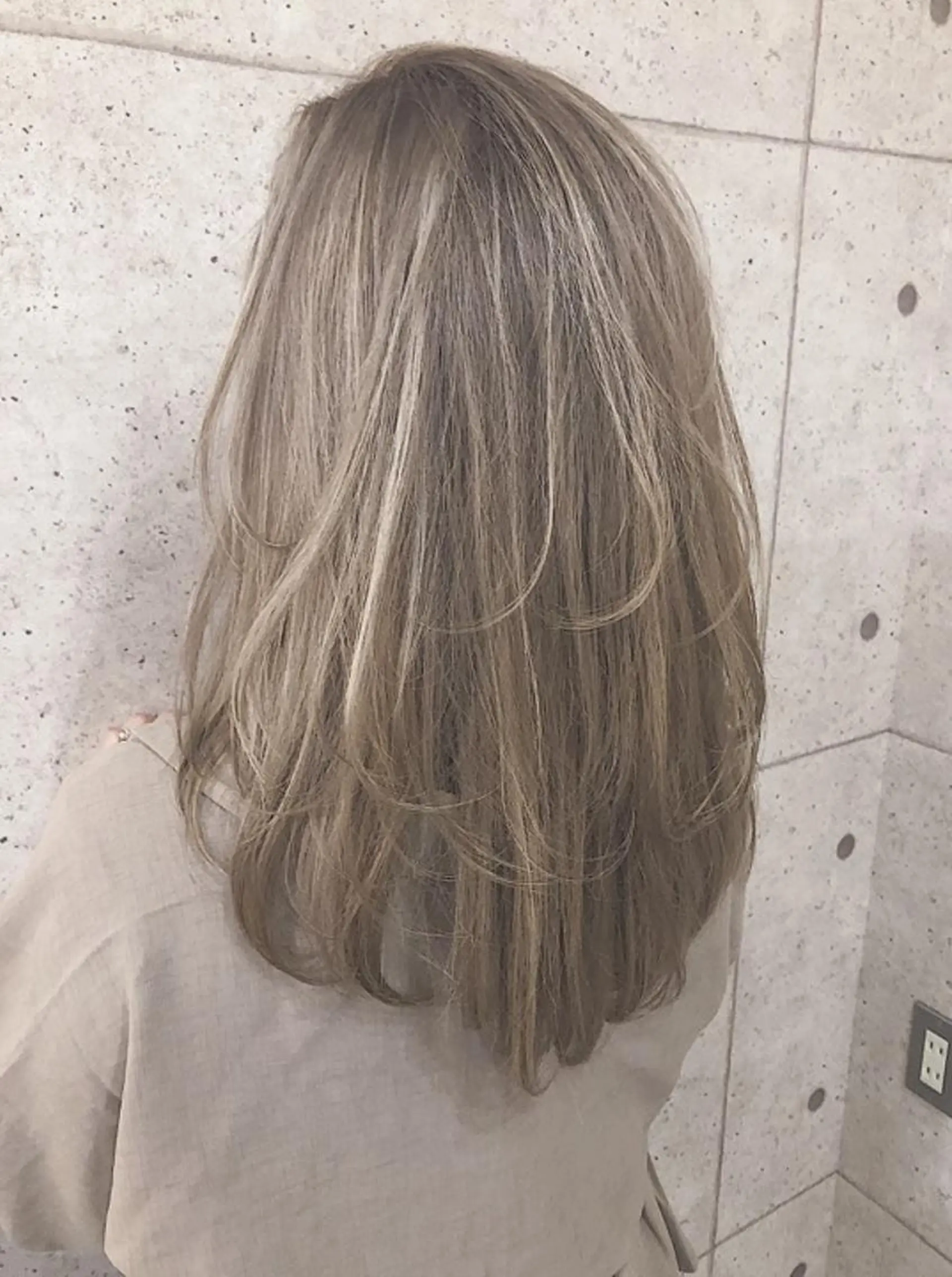 ロング ヘアカラー トリートメント 韓国系ダブルカラー✨ ハイライト専門✨春日のヘアスタイル