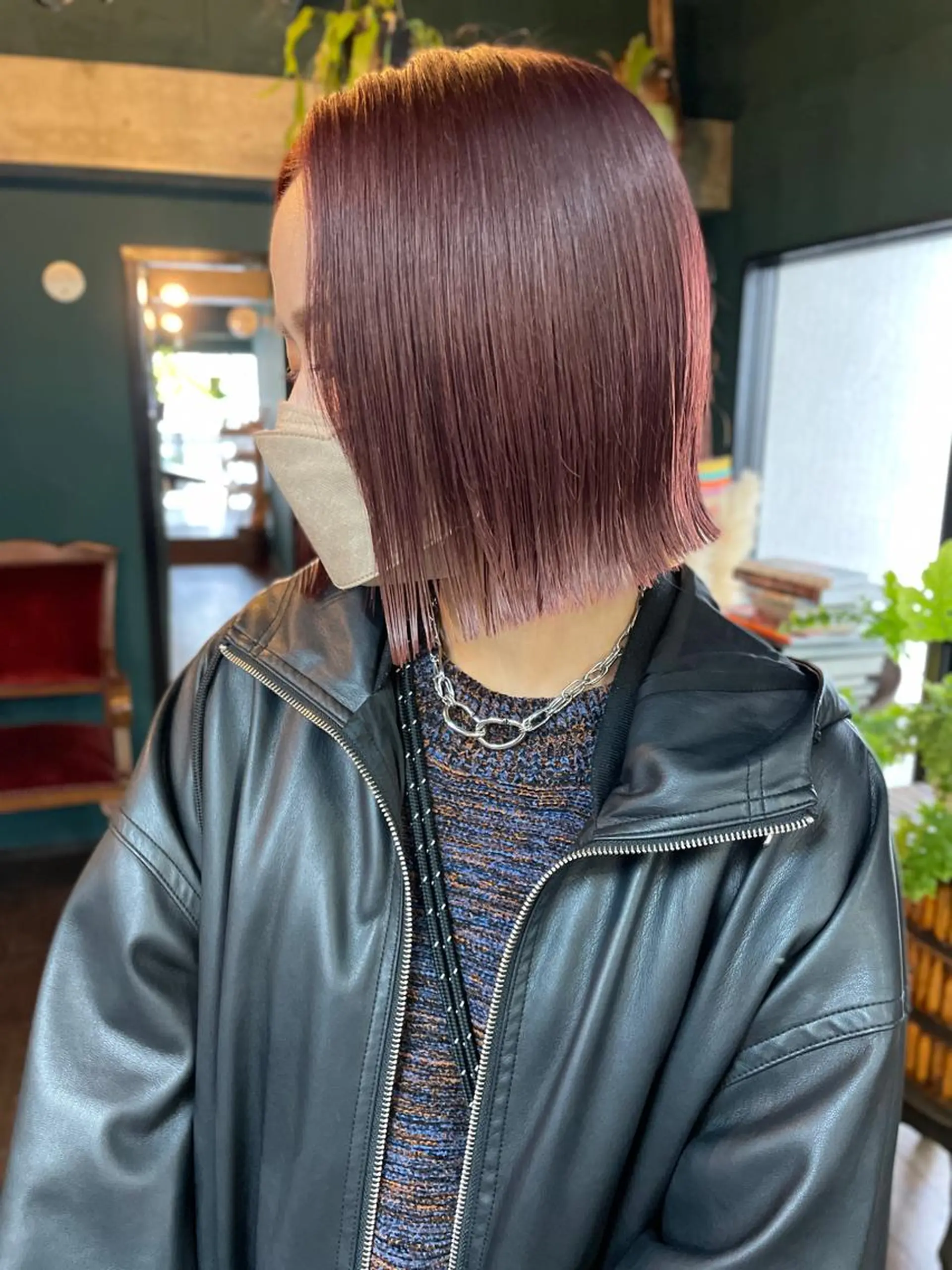 ミディアム カット ヘアカラー トリートメント vivre libre所属・vivre libreのヘアスタイル