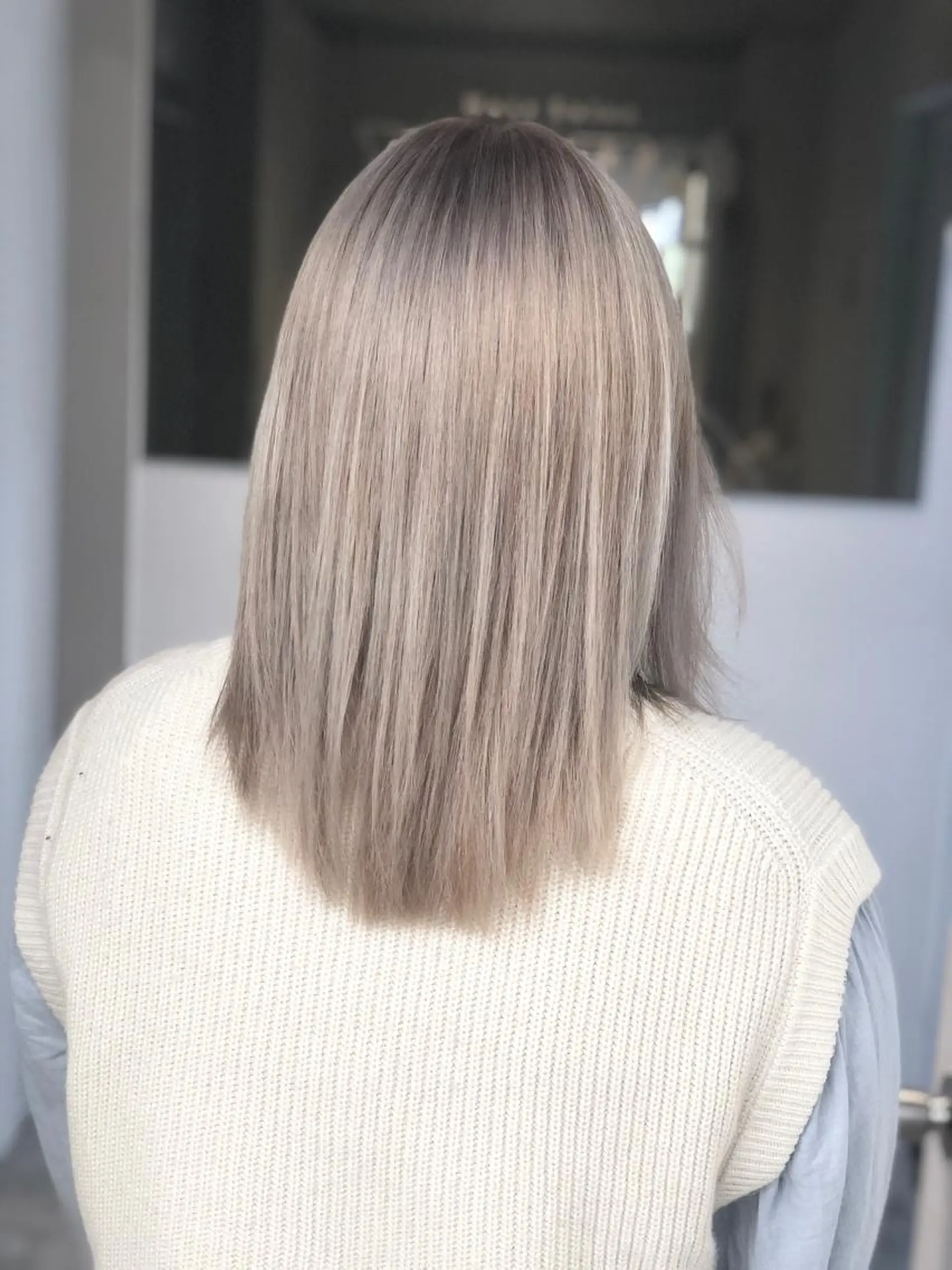 ミディアム EIGHT 船橋のヘアスタイル