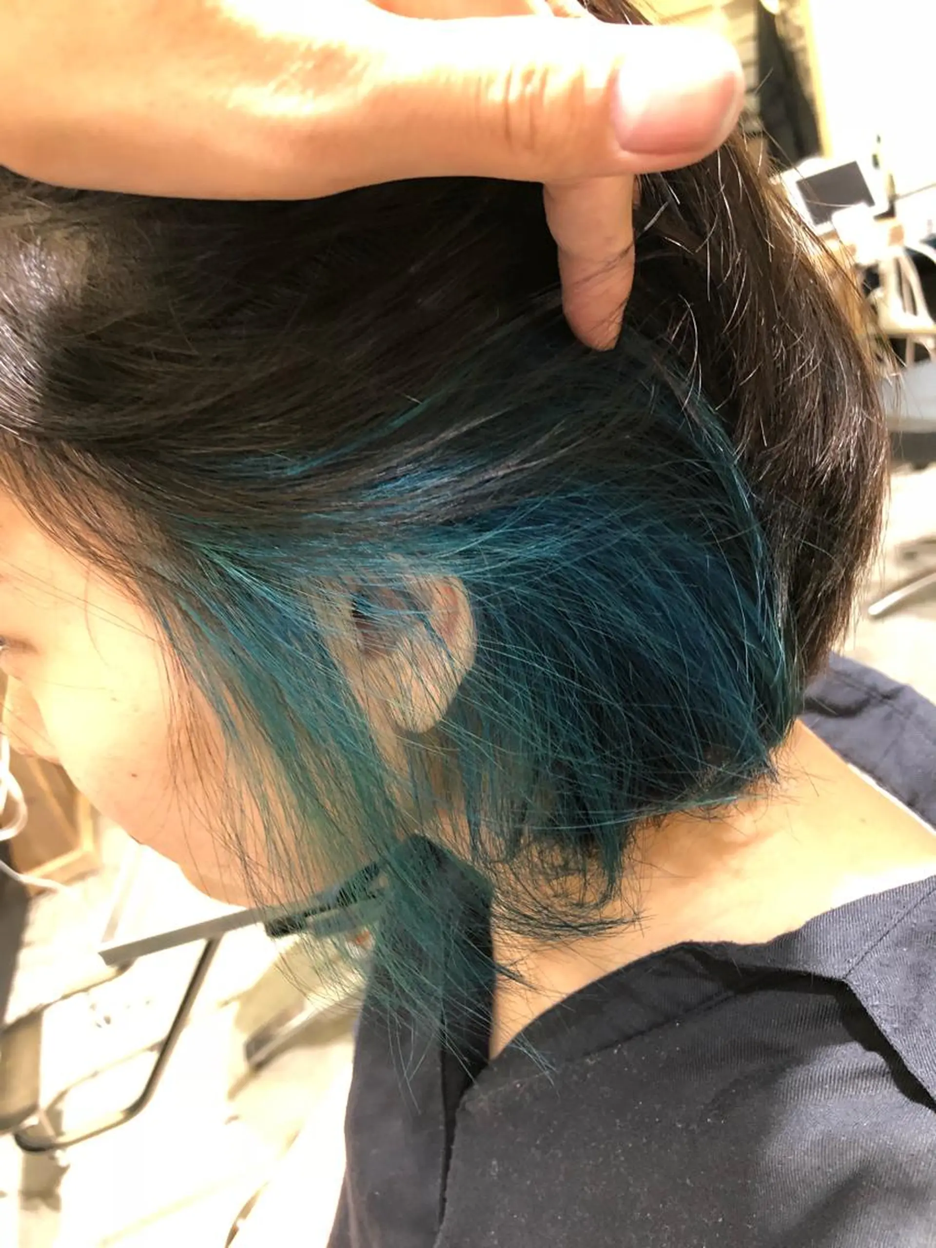 ショート カラー インナーカラー 舘野 太嘉宏のヘアスタイル