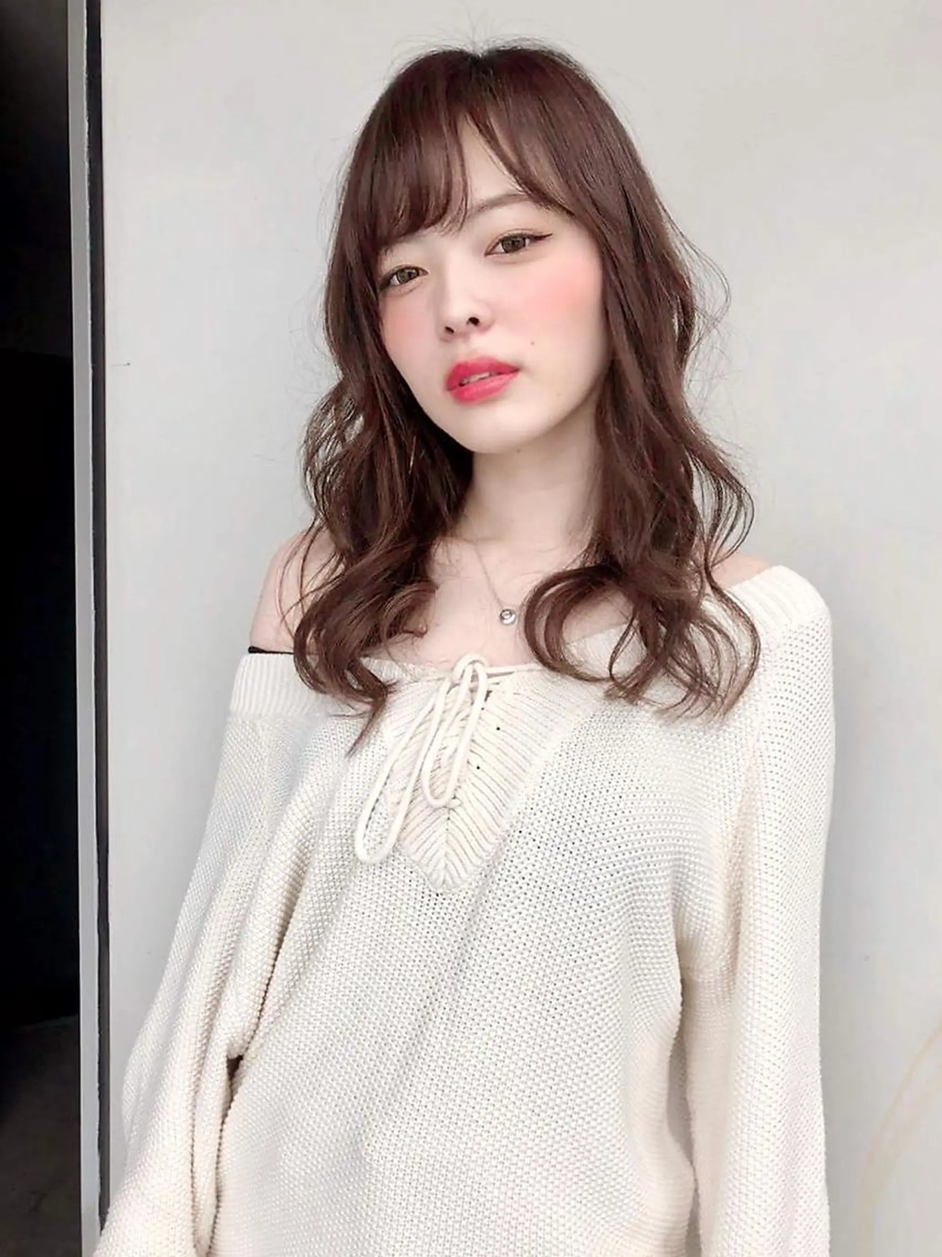 セミロング カラー Luxbe hakataのヘアスタイル