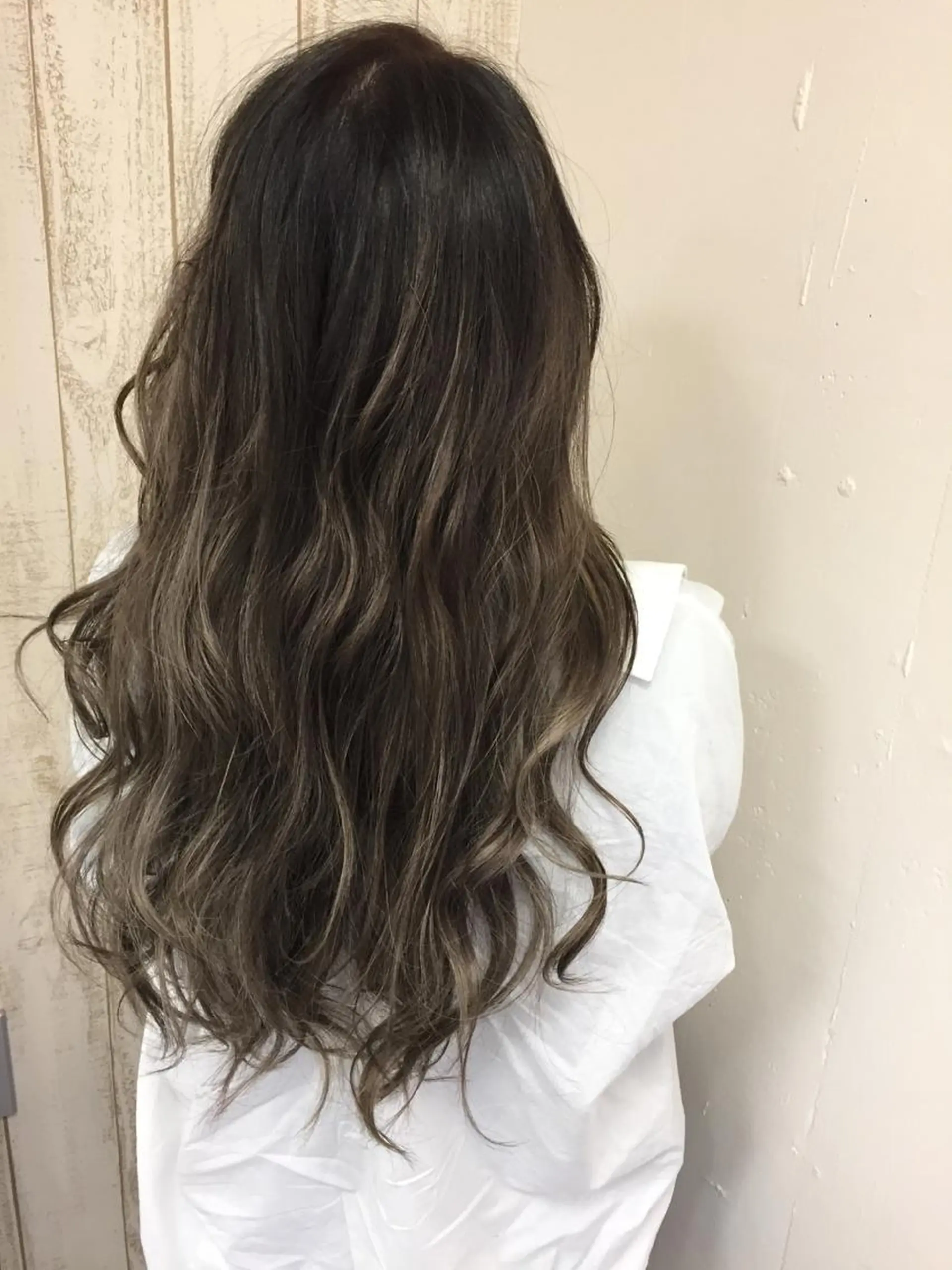 ロング カラー ハイライトカラー 外国人風カラー ハイライト カラー職人/上川原 雄飛のヘアスタイル