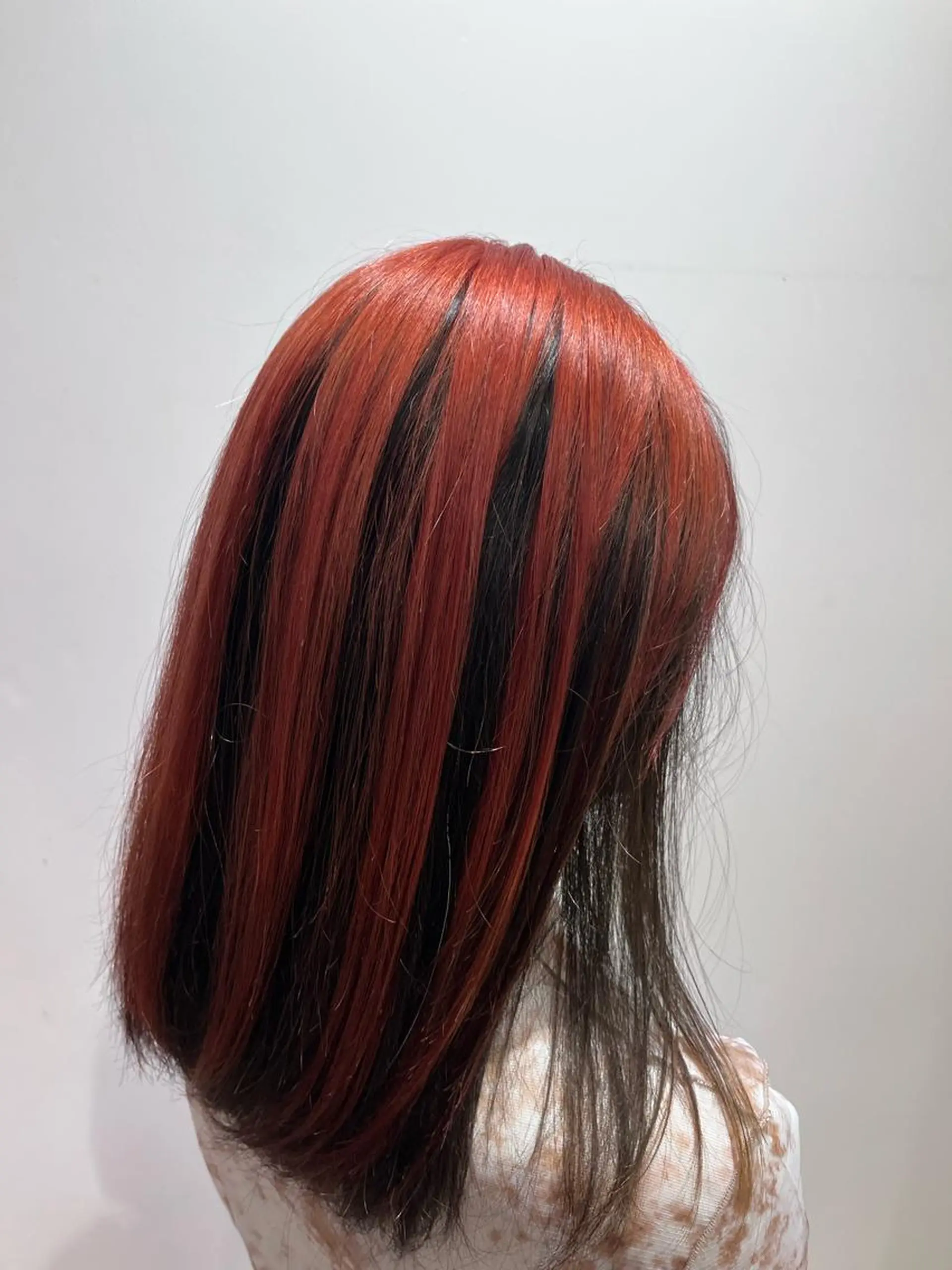 ロング カラー レッドカラー dogstar小林諒 レイヤー/パーマのヘアスタイル