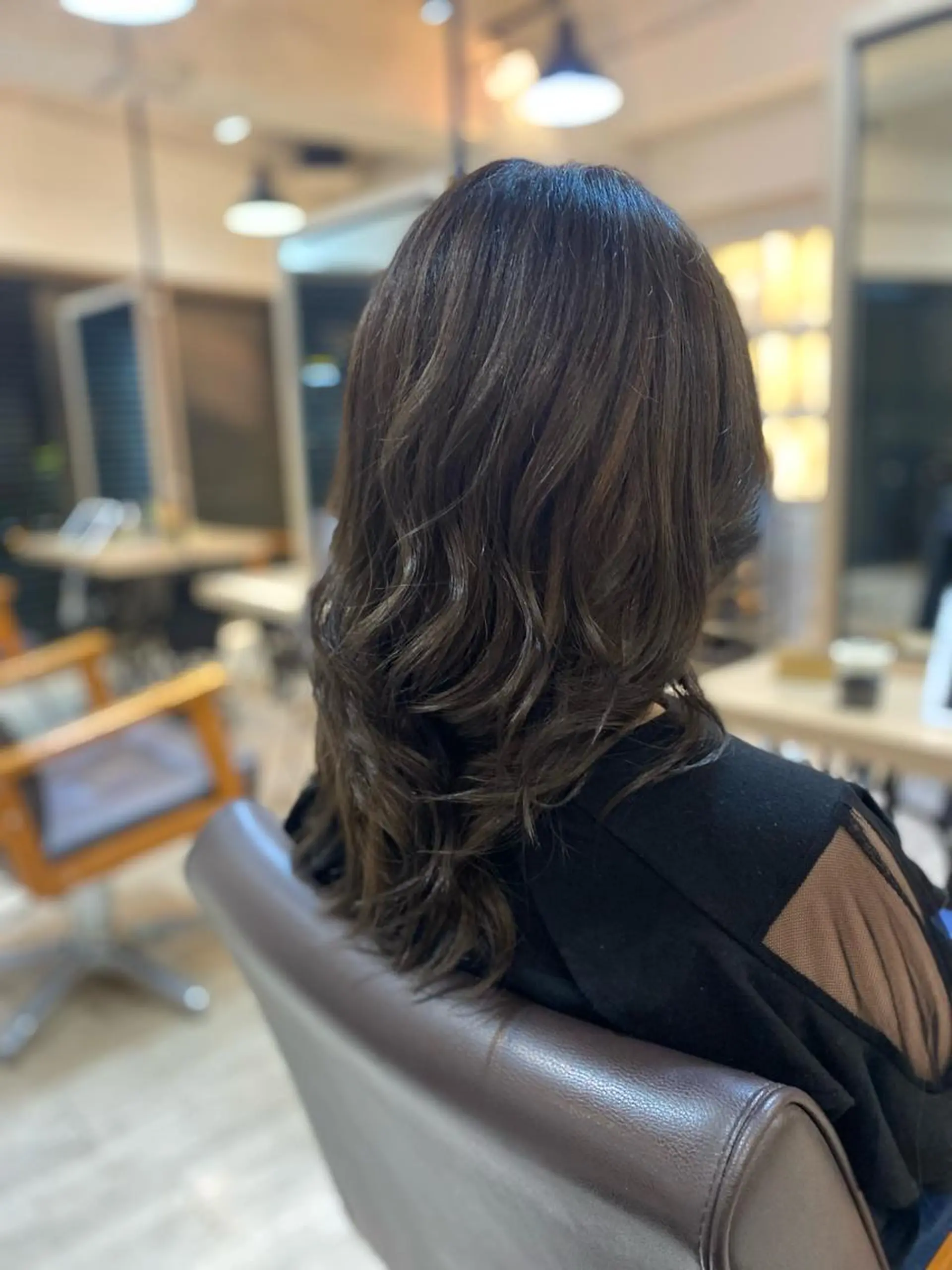 セミロング カラー ヨシダ フミノリのヘアスタイル