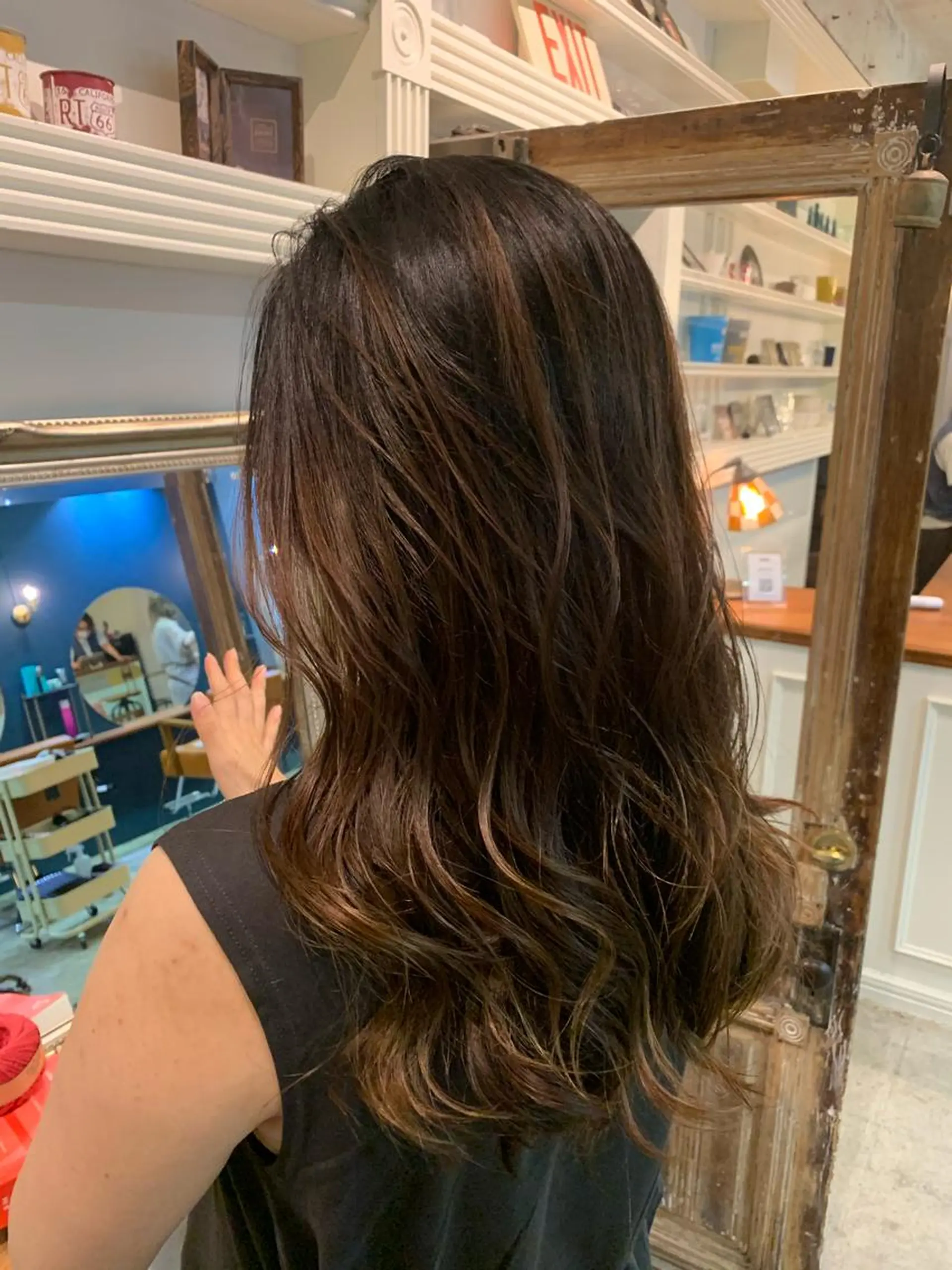 ロング アッシュ カット ヘアカラー トリートメント ヘッドスパ ヘアセット 山口 竣也のヘアスタイル