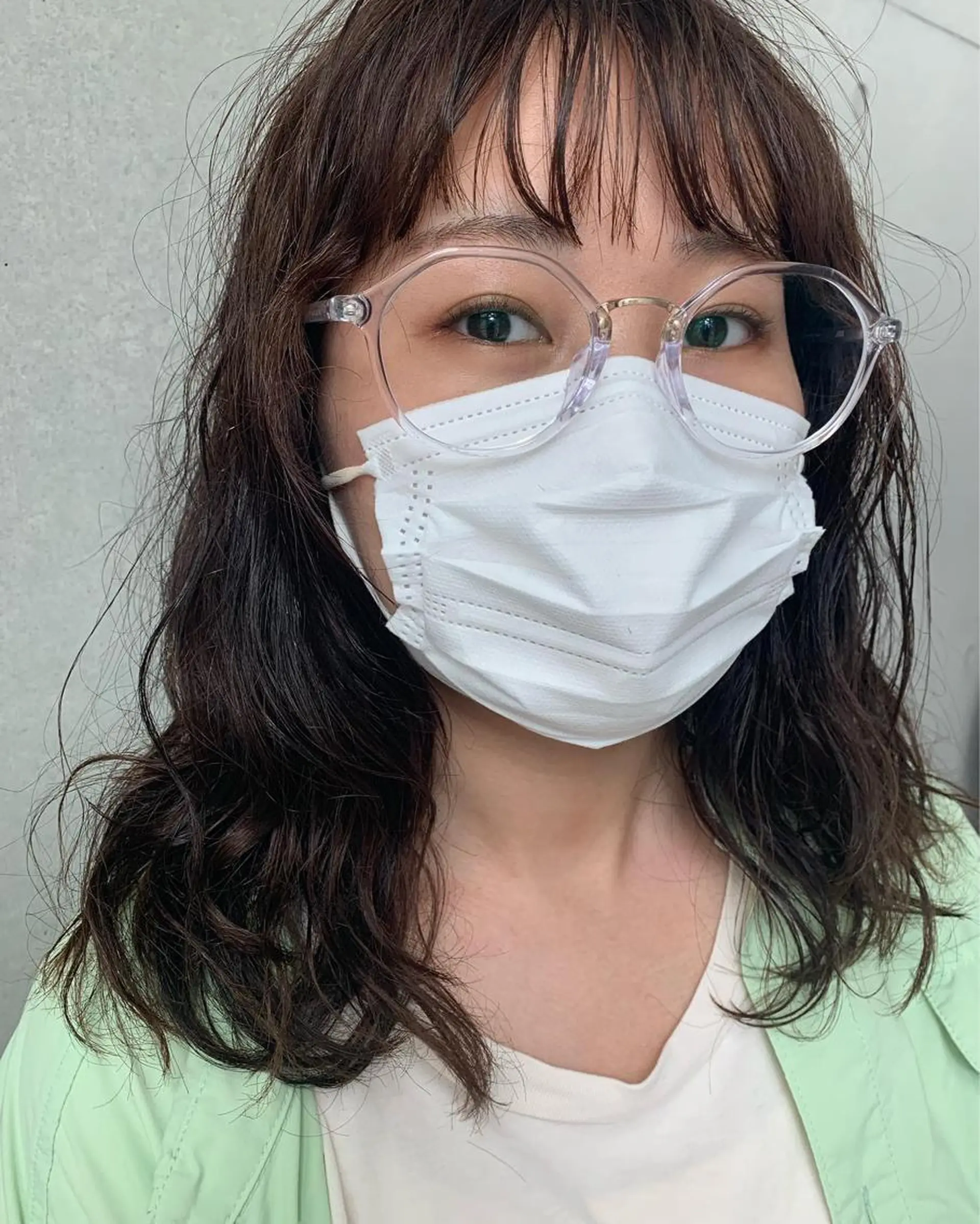 セミロング パーマ カット パーマ ブリーチなしWカラー /地毛風/小林凪沙のヘアスタイル