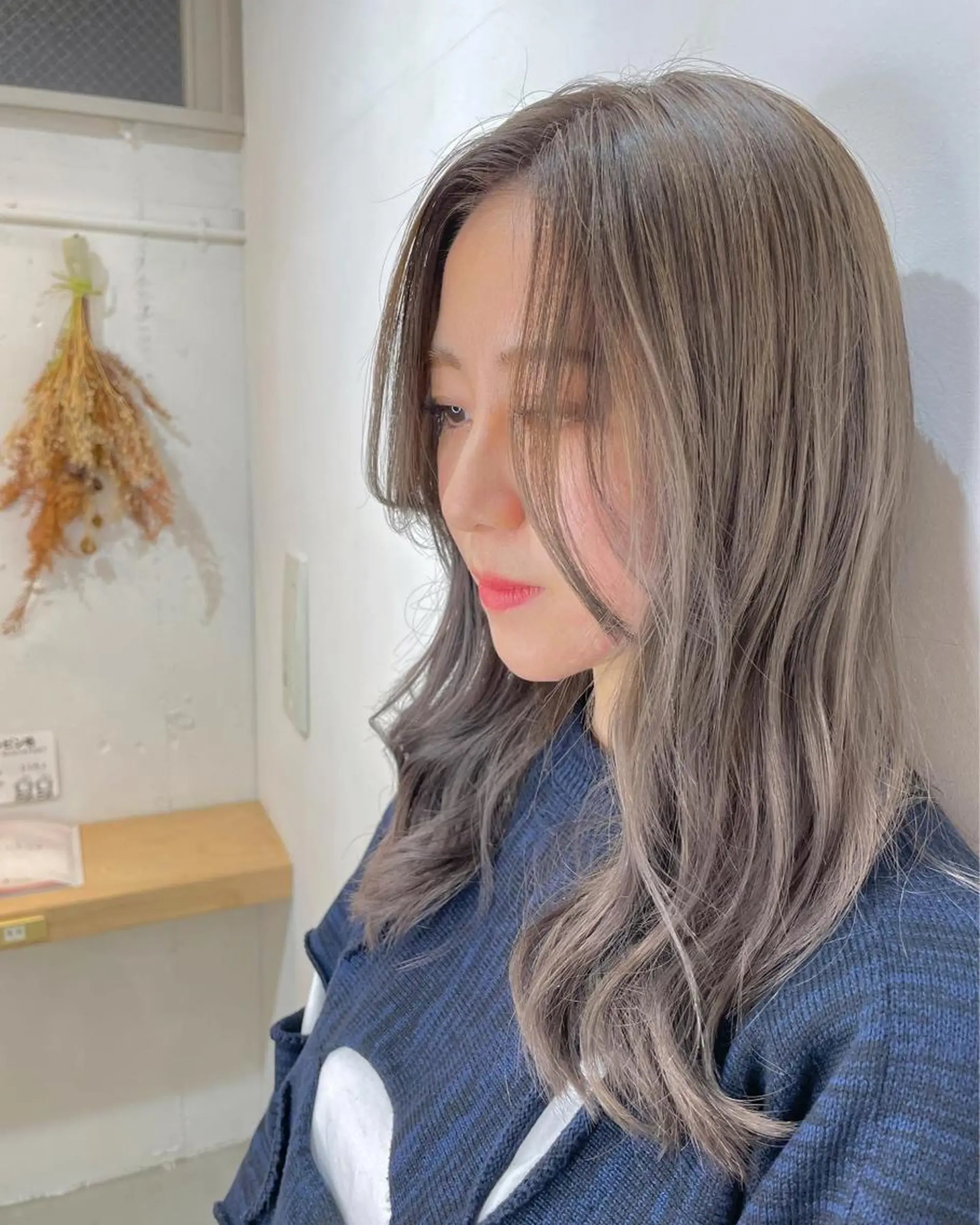 ロング カラー ヘアカラー トリートメント 新宿ケアブリーチ 稲垣颯太のヘアスタイル