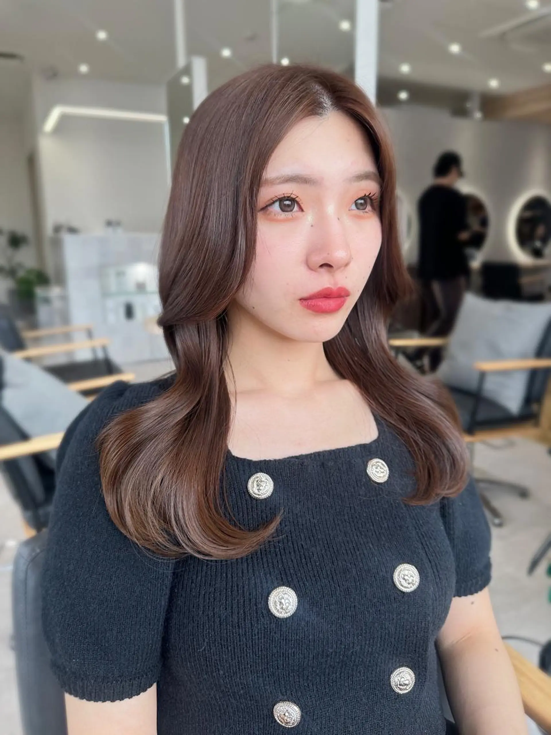 セミロング カラー カット ヘアカラー トリートメント 韓国ヘア顔周りカット 艶髪ベージュtamaのヘアスタイル