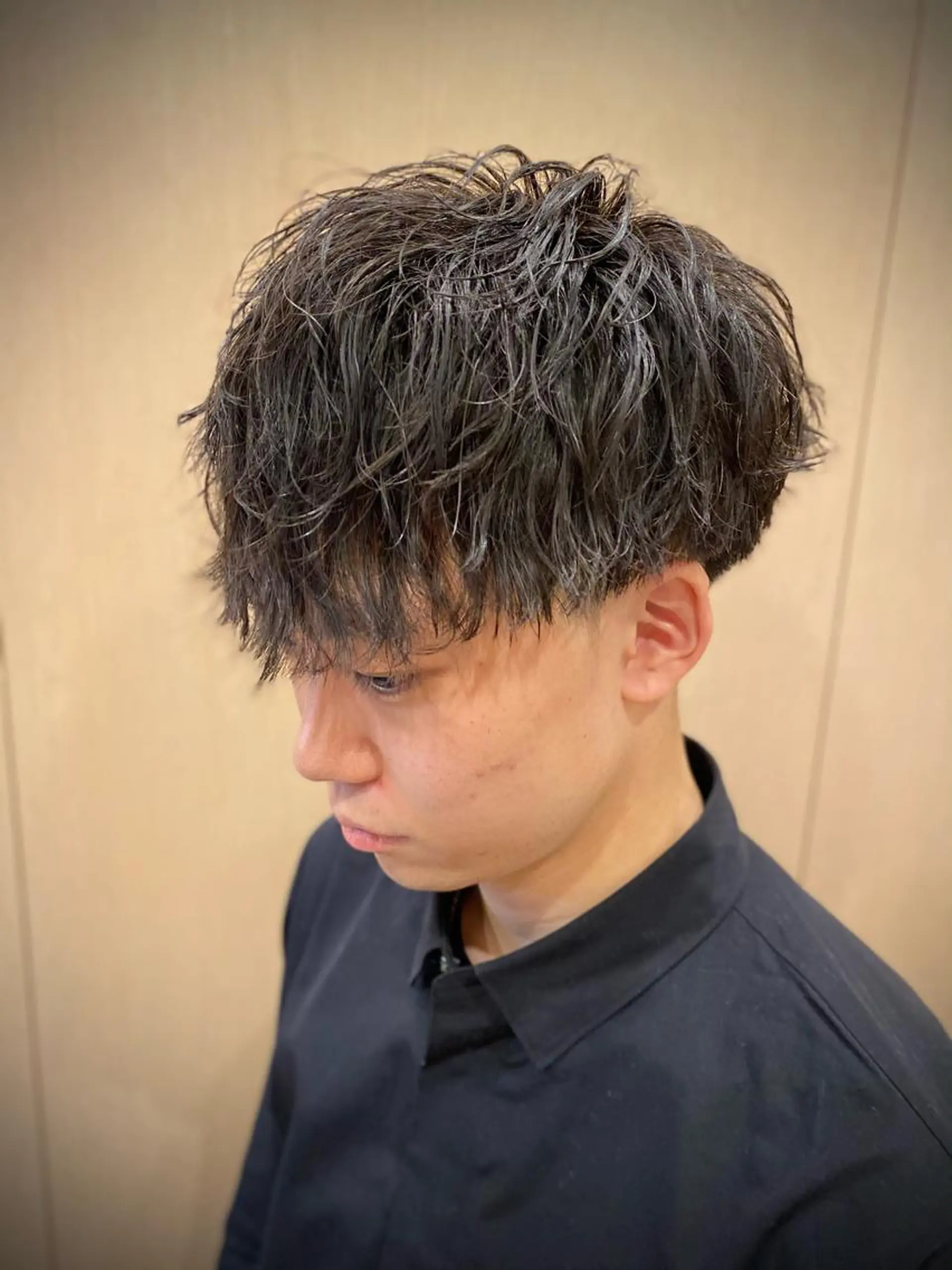 ショート パーマ メンズ 山田 哲平のヘアスタイル