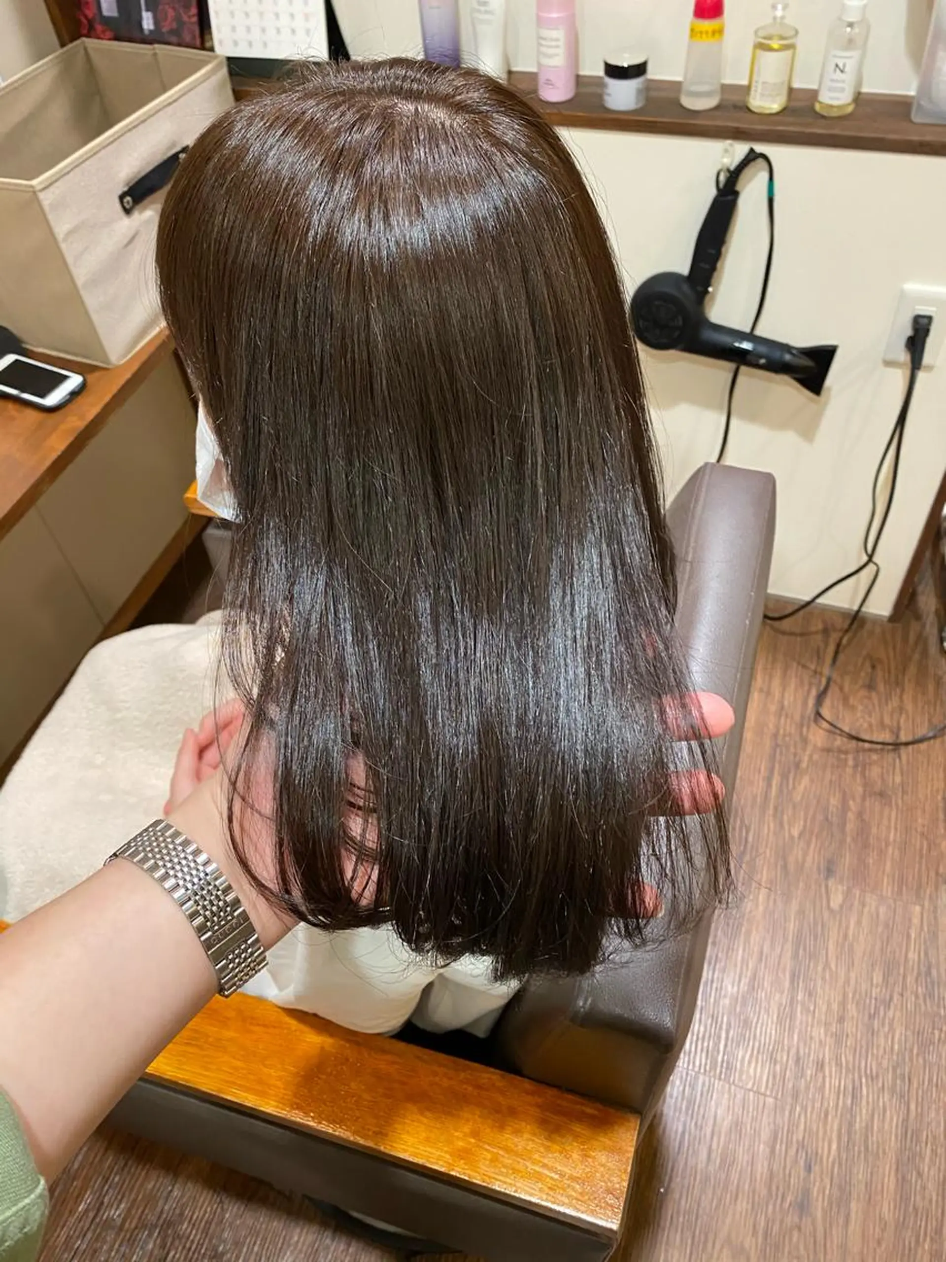 セミロング カラー アッシュ ベージュカラー カット ヘアカラー トリートメント LandS  barber &beauty所属・髪質改善特化 長澤友哉のヘアスタイル