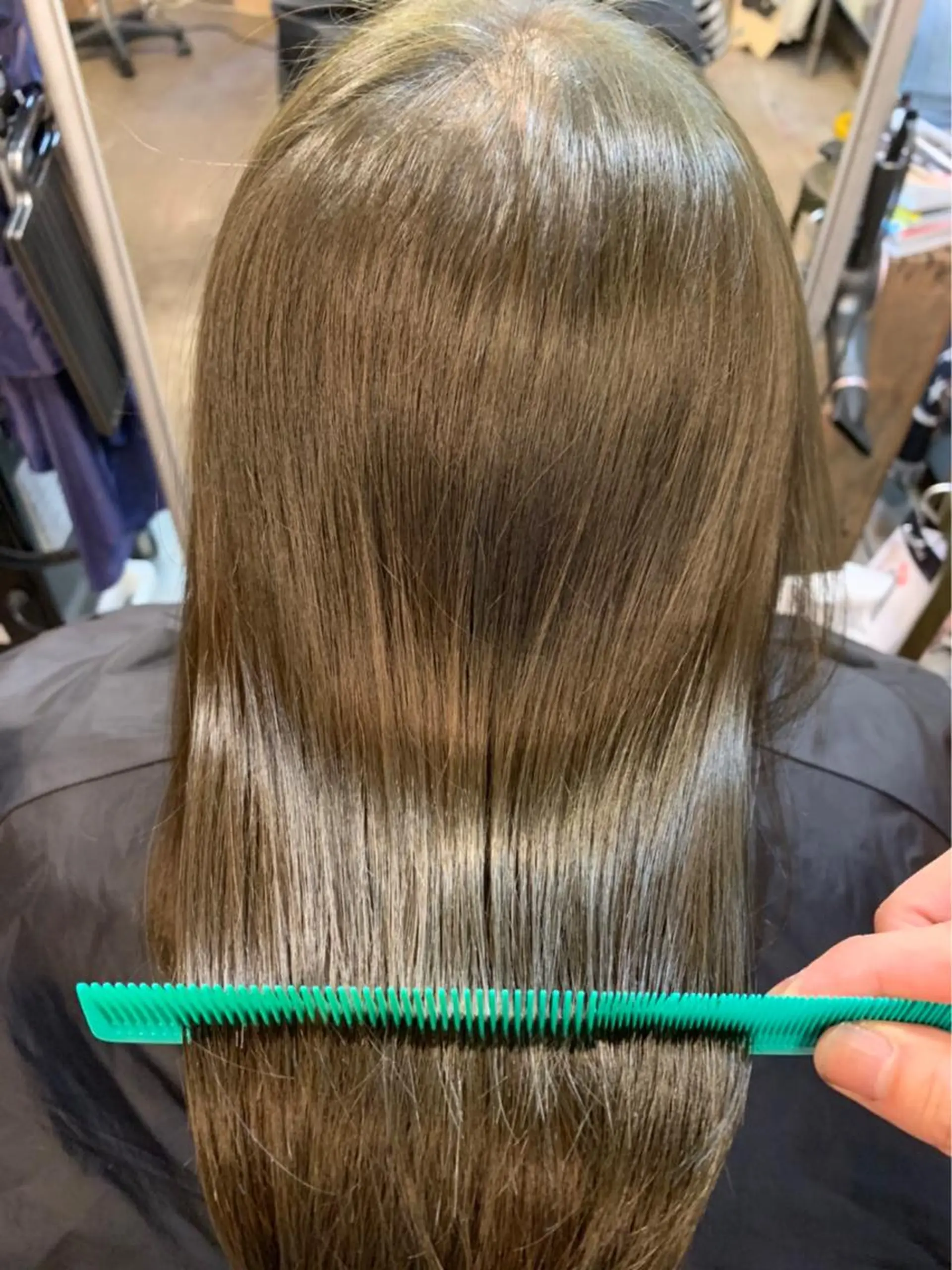 セミロング カラー グレージュ 髪質改善 トリートメント トリートメント koahair design所属・ヨッ シーのヘアスタイル