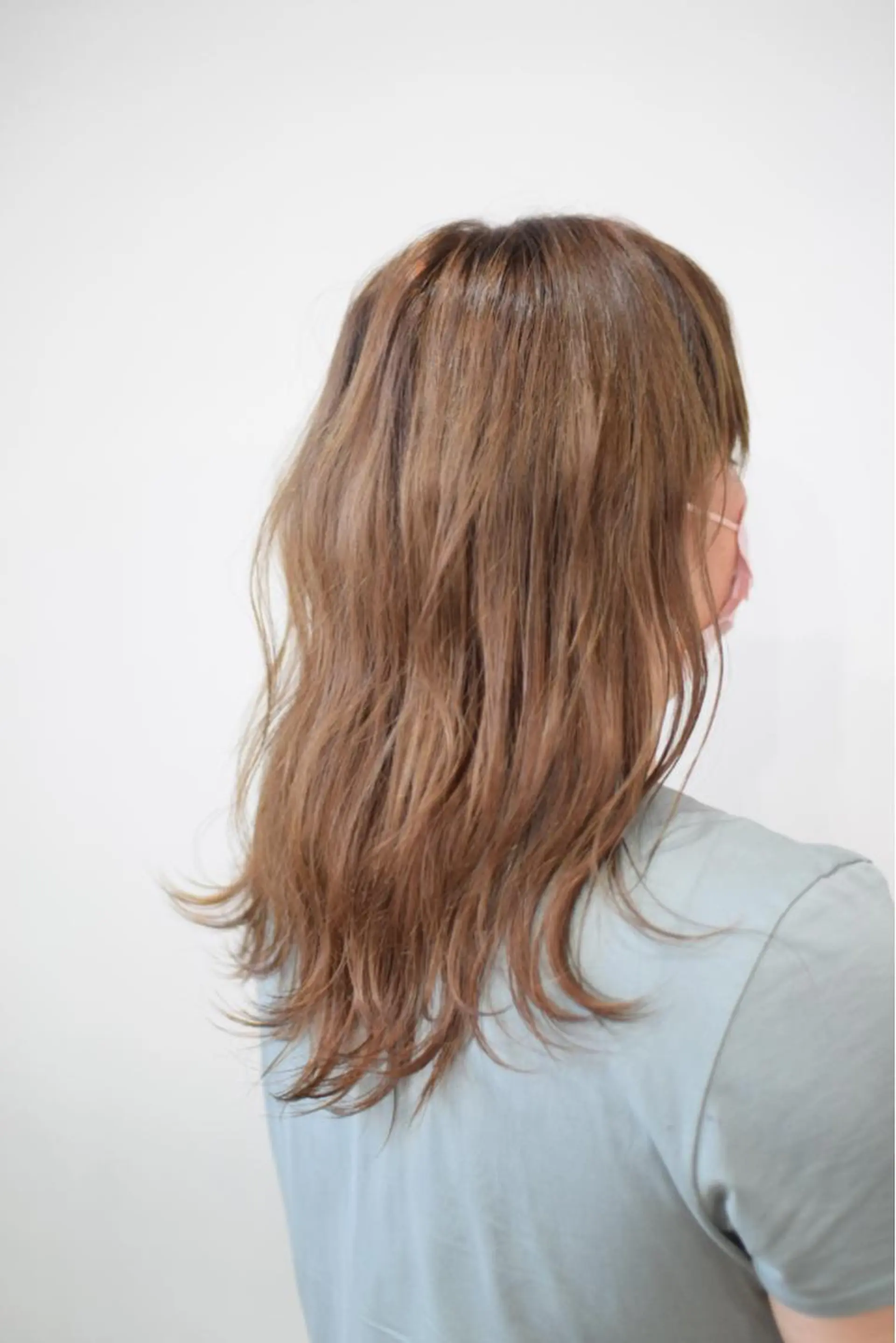 カラー ベージュカラー ブラウンカラー ブラウンベージュ ヘアカラー デザインカラー 小西勇次のヘアスタイル