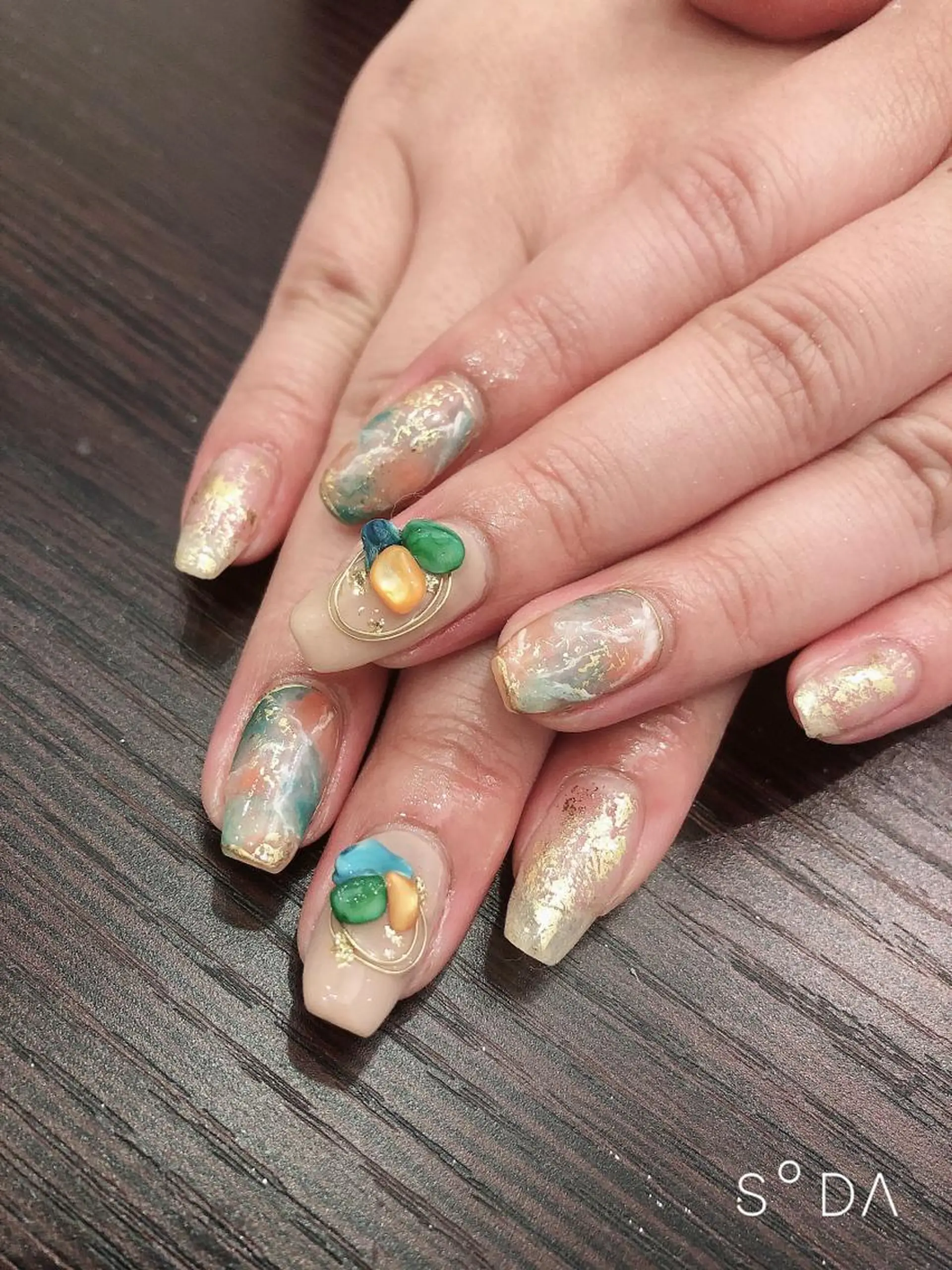 ネイル ハンドネイル Piacere所属・Piacere 絵美のネイルデザイン