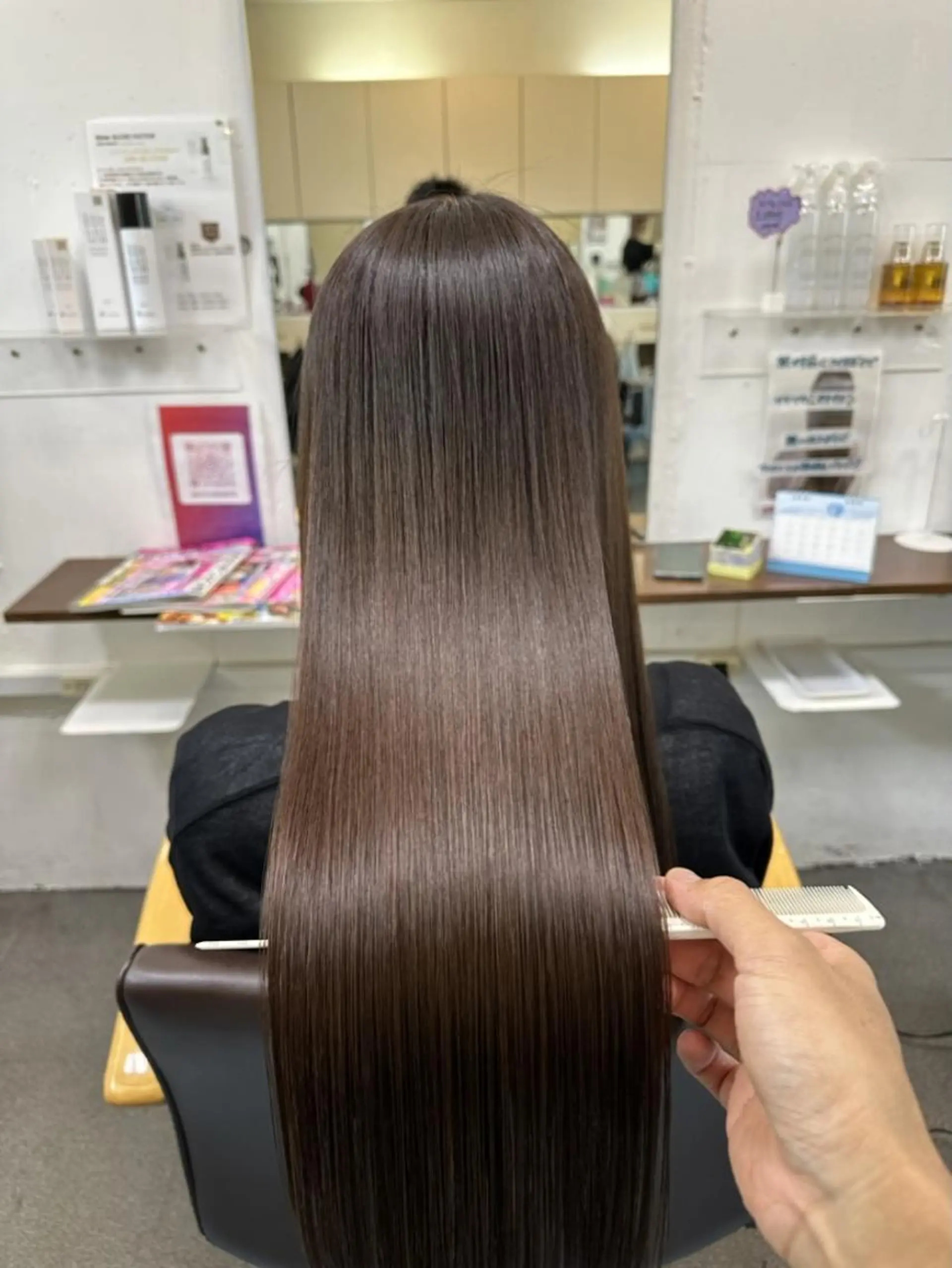 ロング カラー 髪質改善 根本 愛優のヘアスタイル