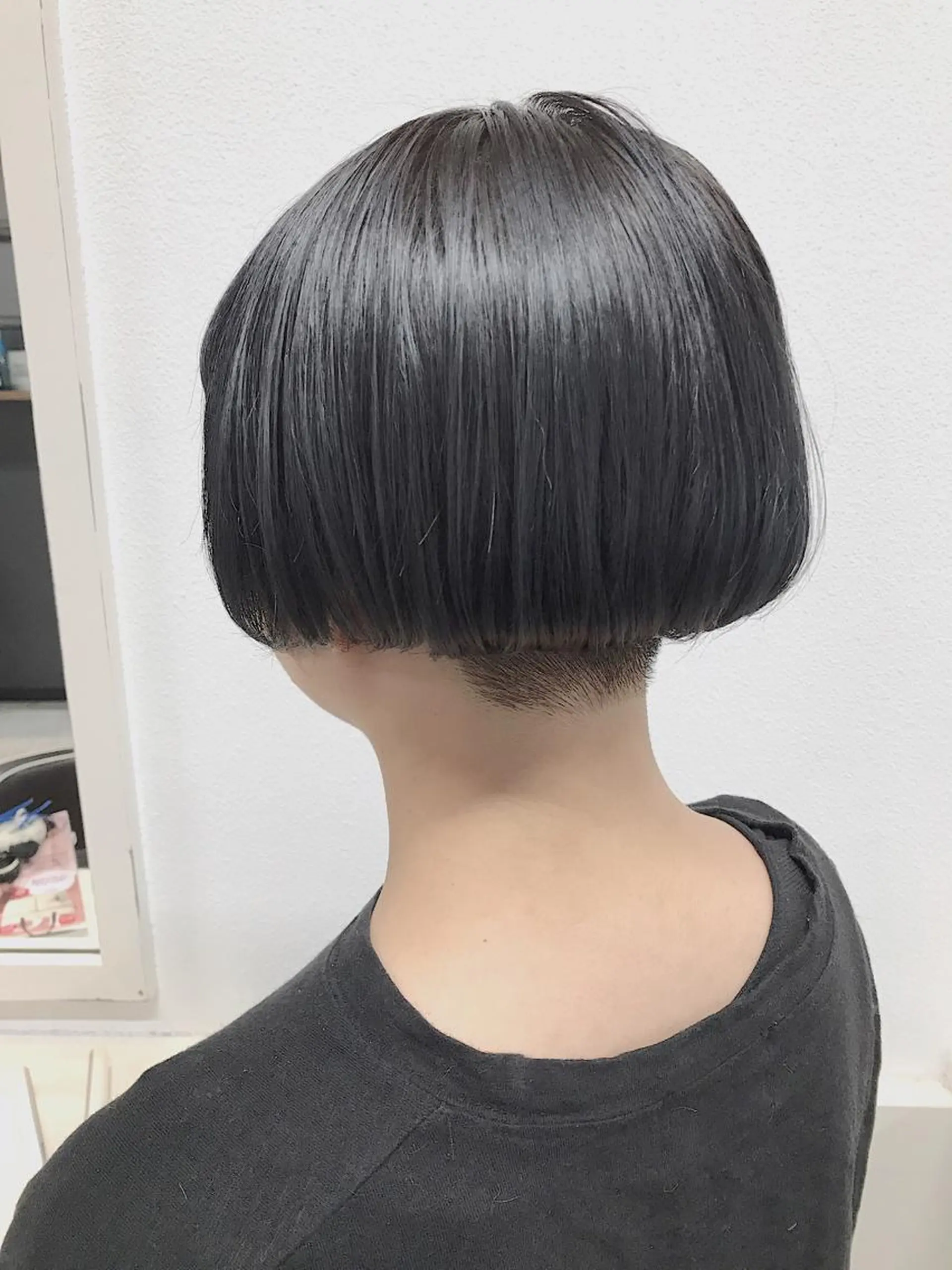 ショート カラー ブルーカラー シルバー ショートヘア lani 天神大名/ブリーチのヘアスタイル
